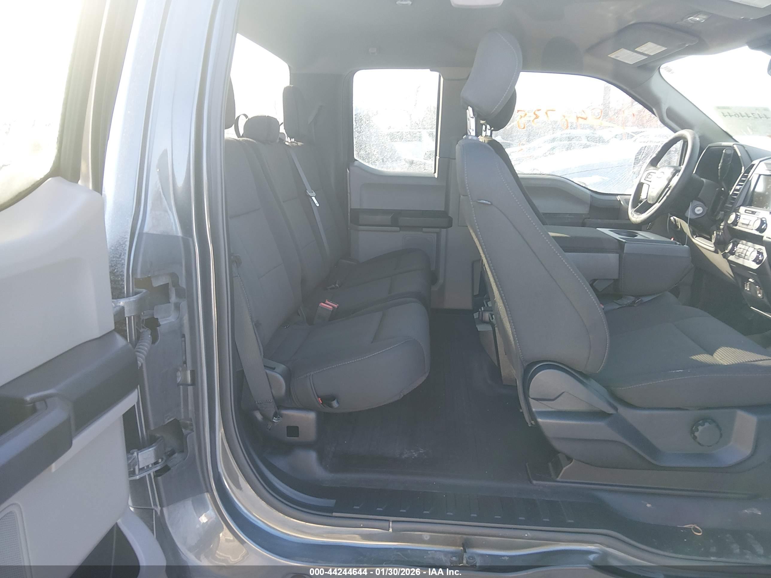 FORD F-150 image 8
