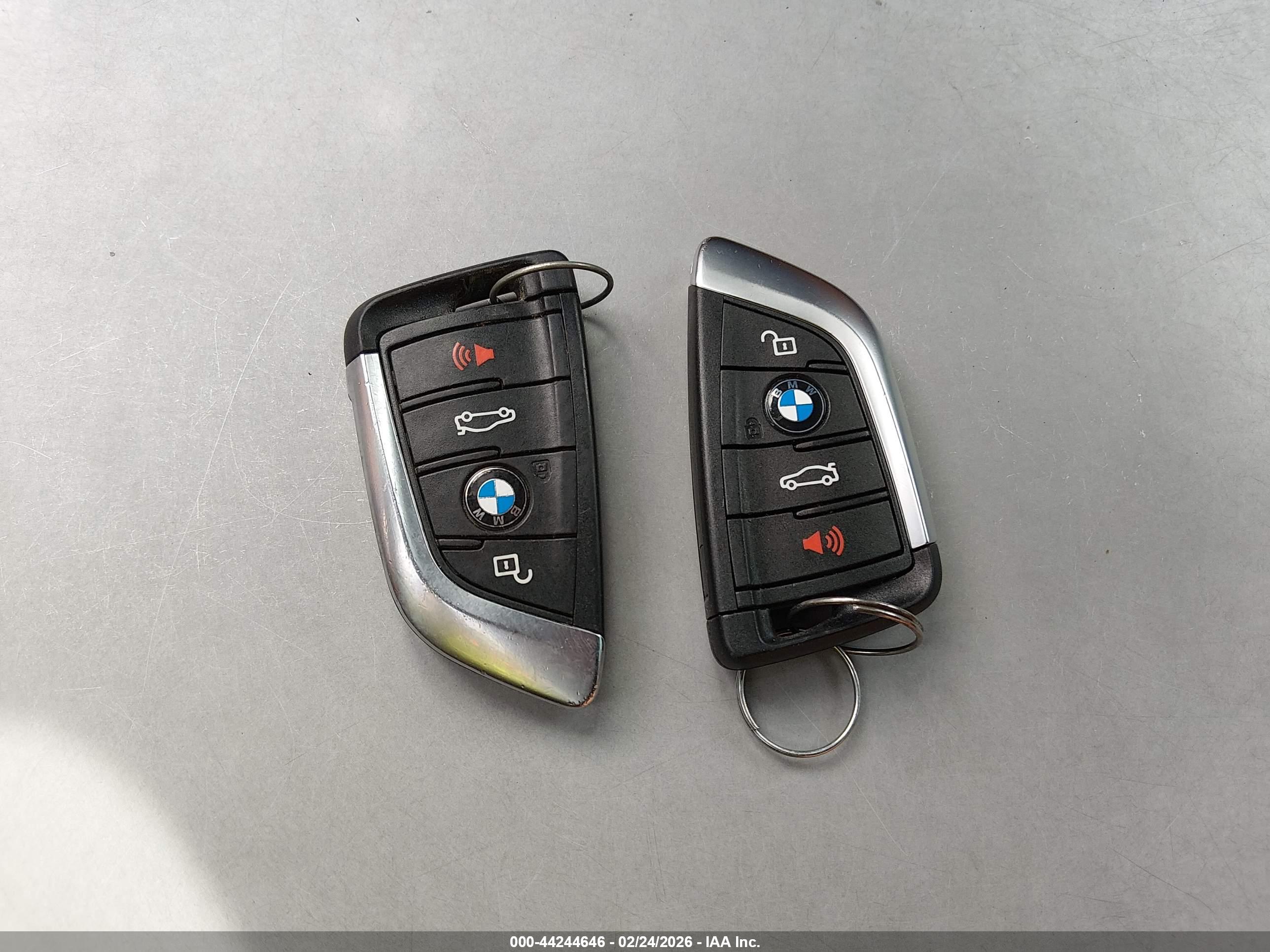 BMW 530E image 11