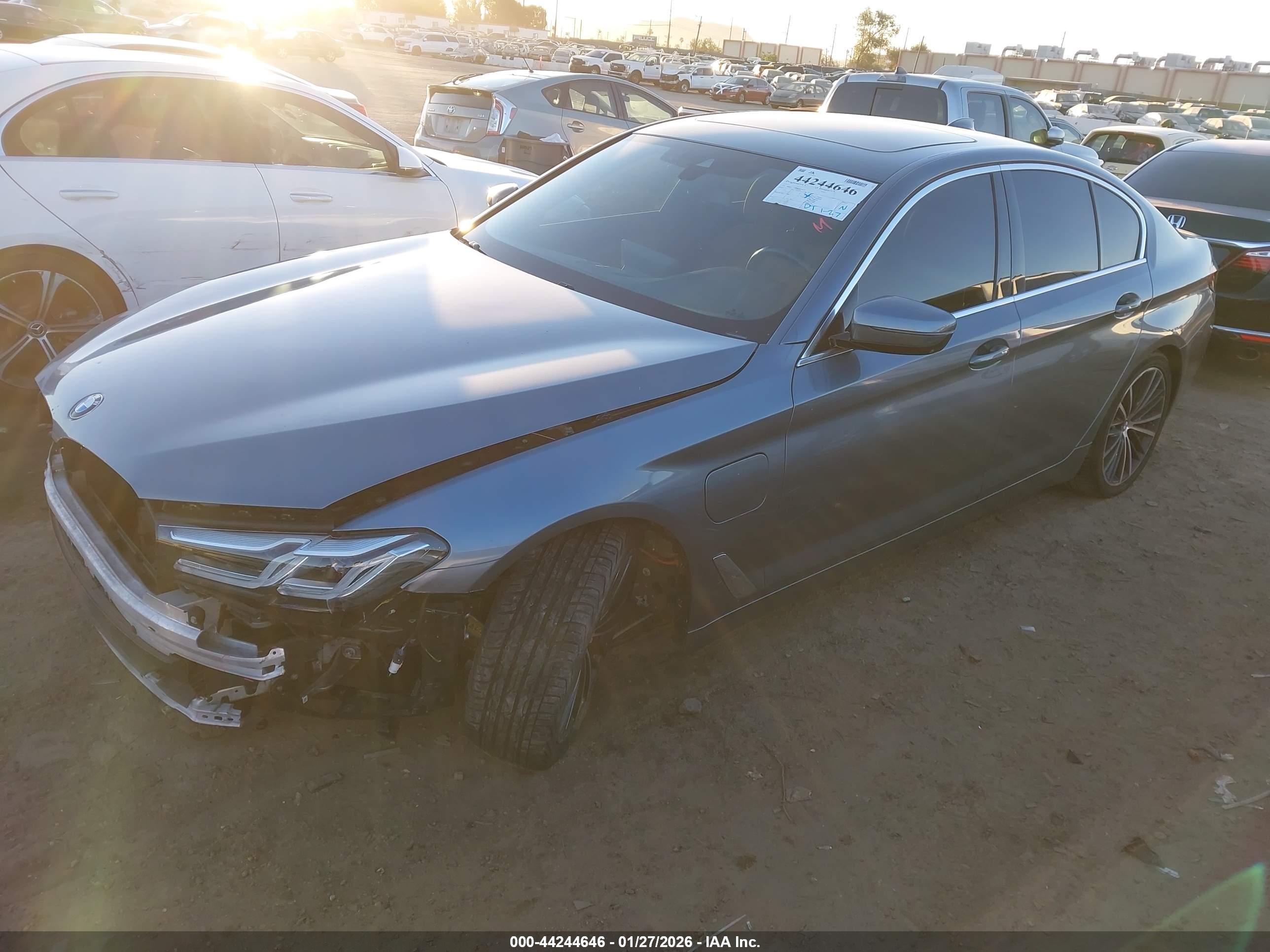 BMW 530E image 2
