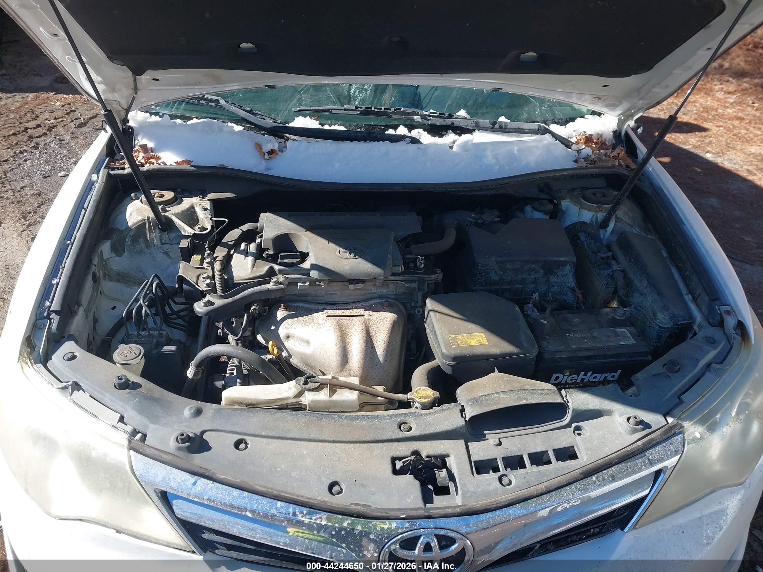 TOYOTA CAMRY image 10