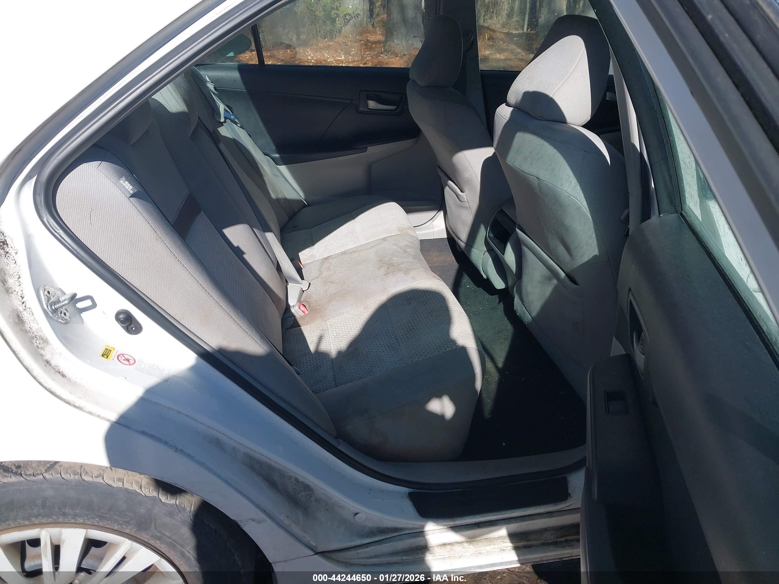 TOYOTA CAMRY image 8