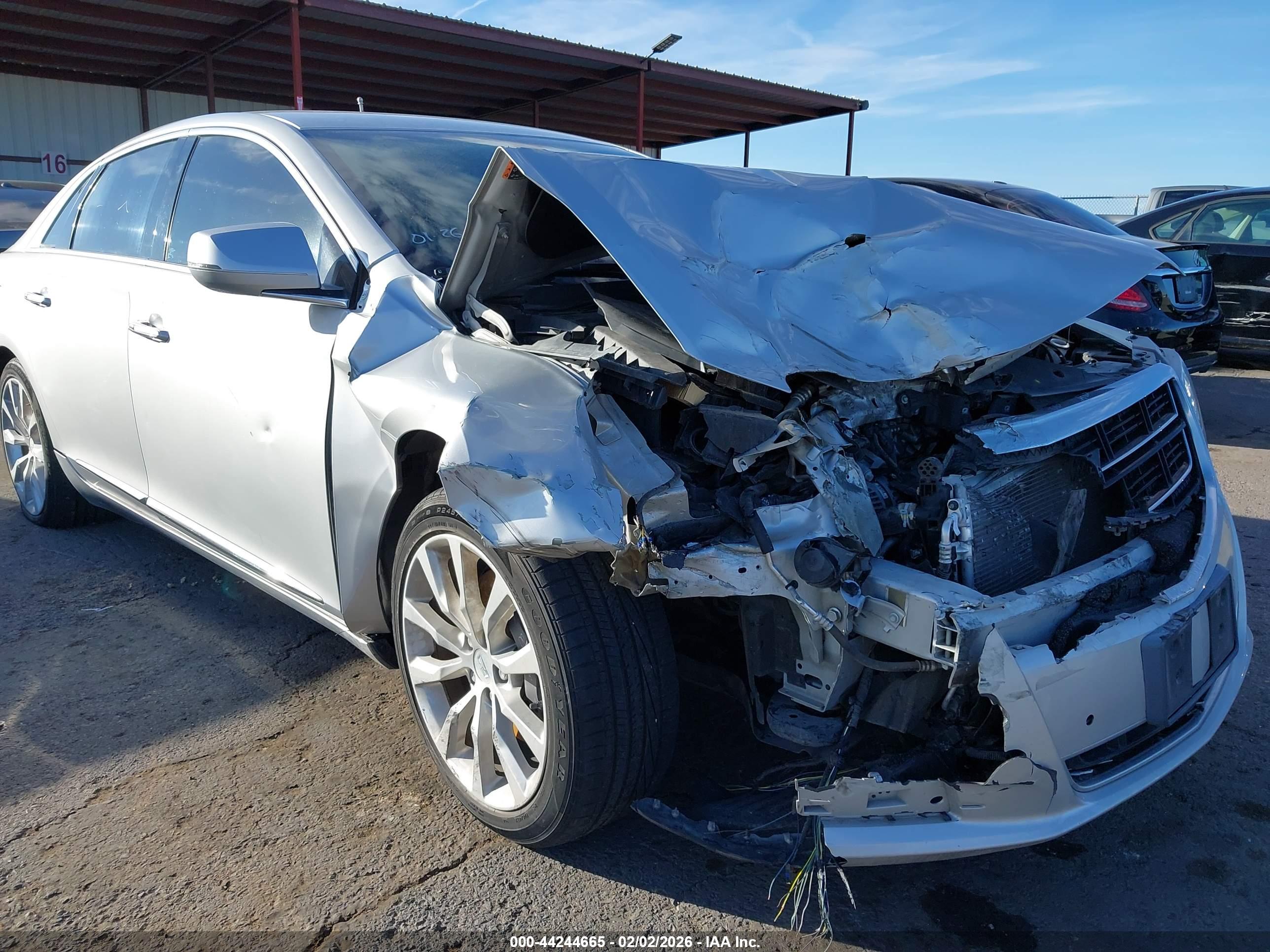 CADILLAC XTS image 6