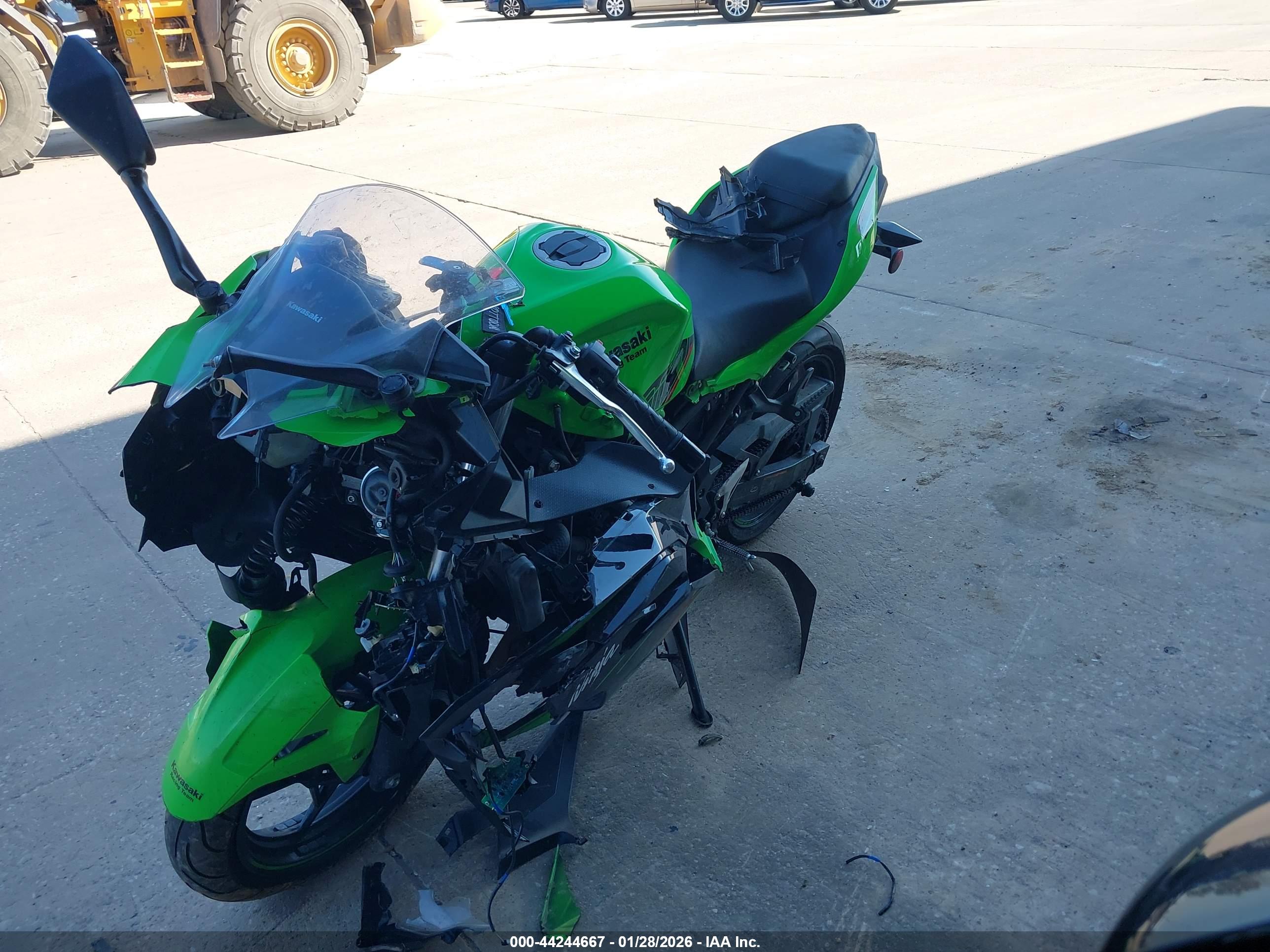 KAWASAKI EX500 image 2