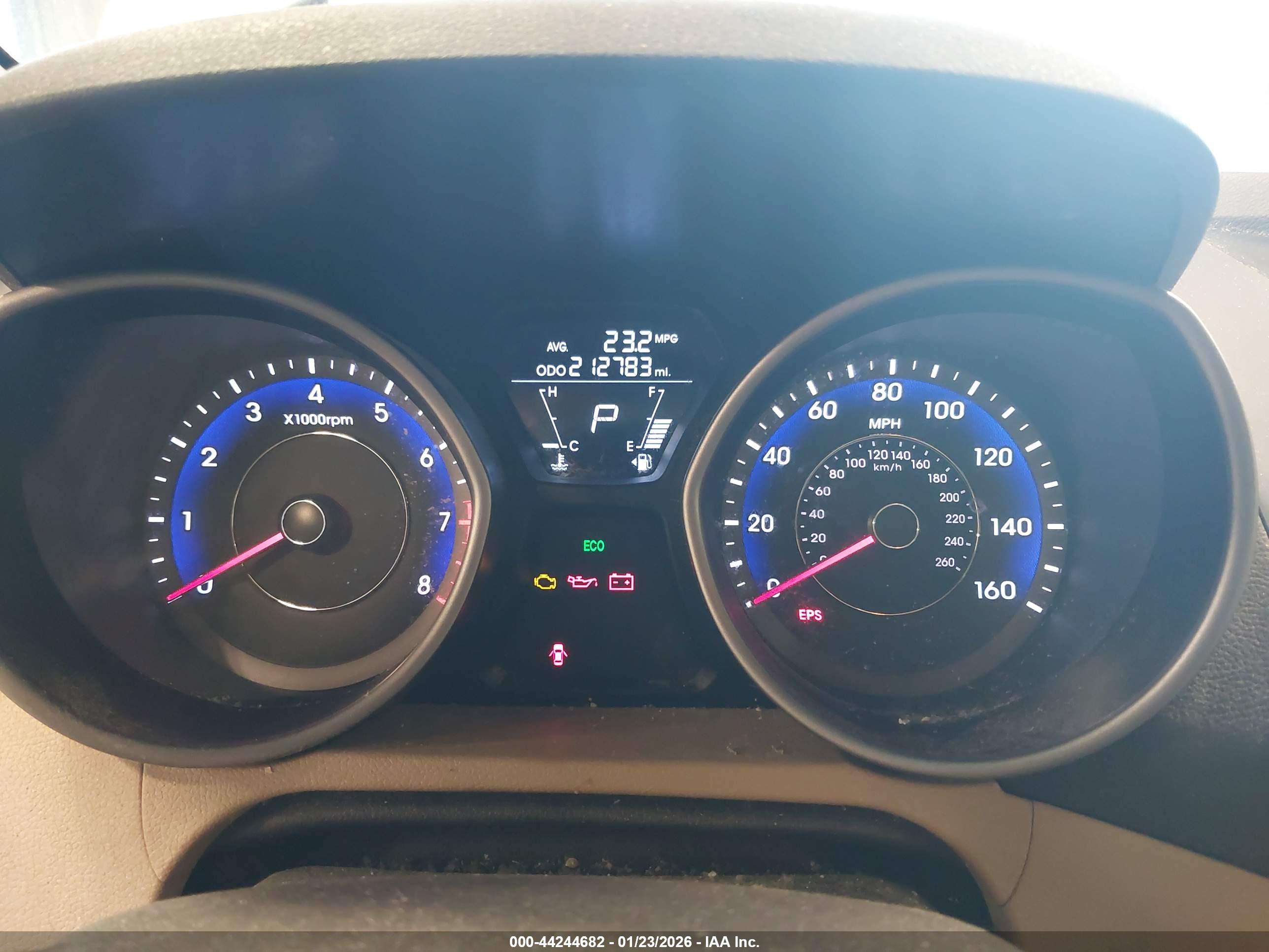 HYUNDAI ELANTRA image 7