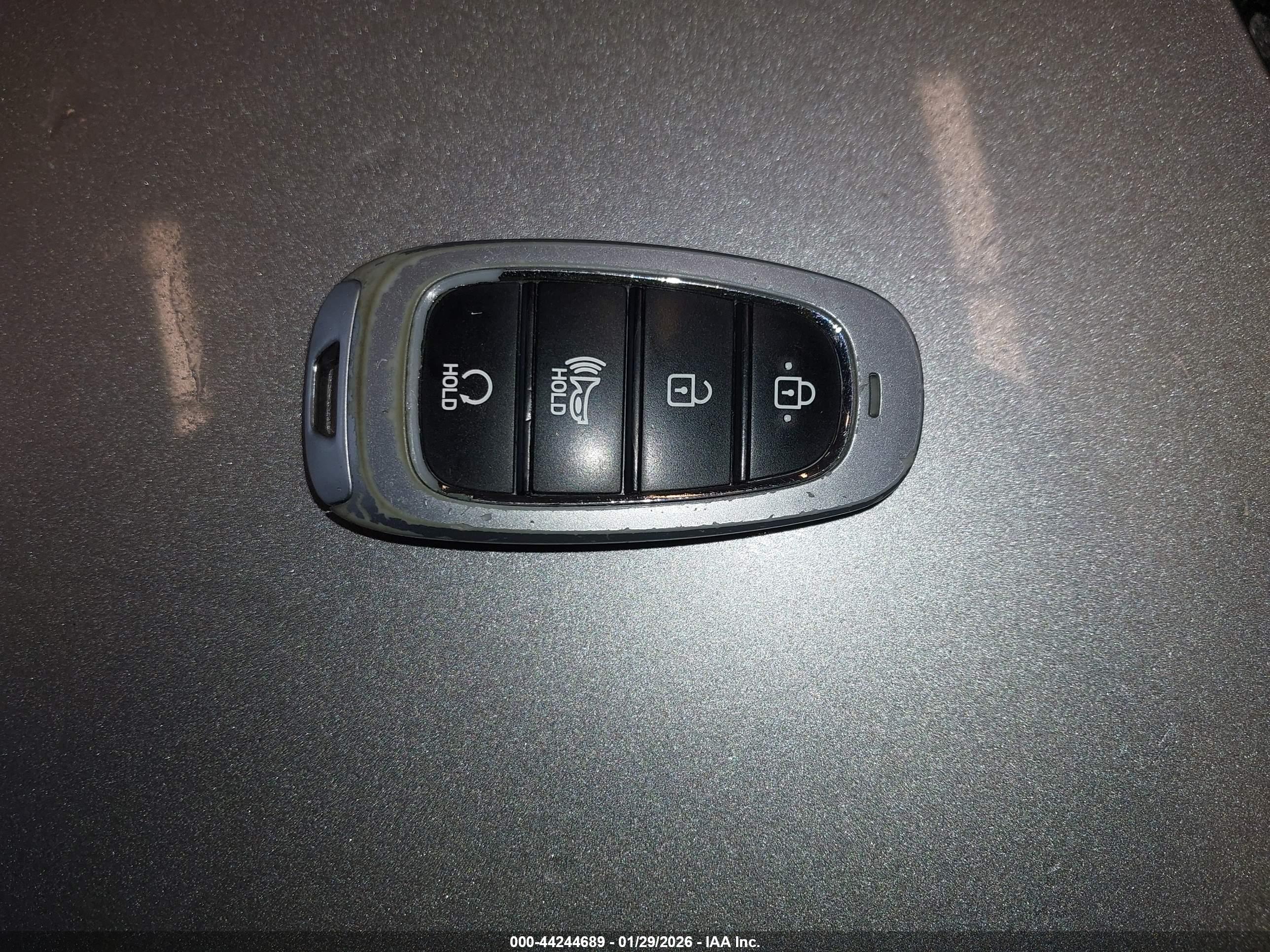 HYUNDAI TUCSON image 11