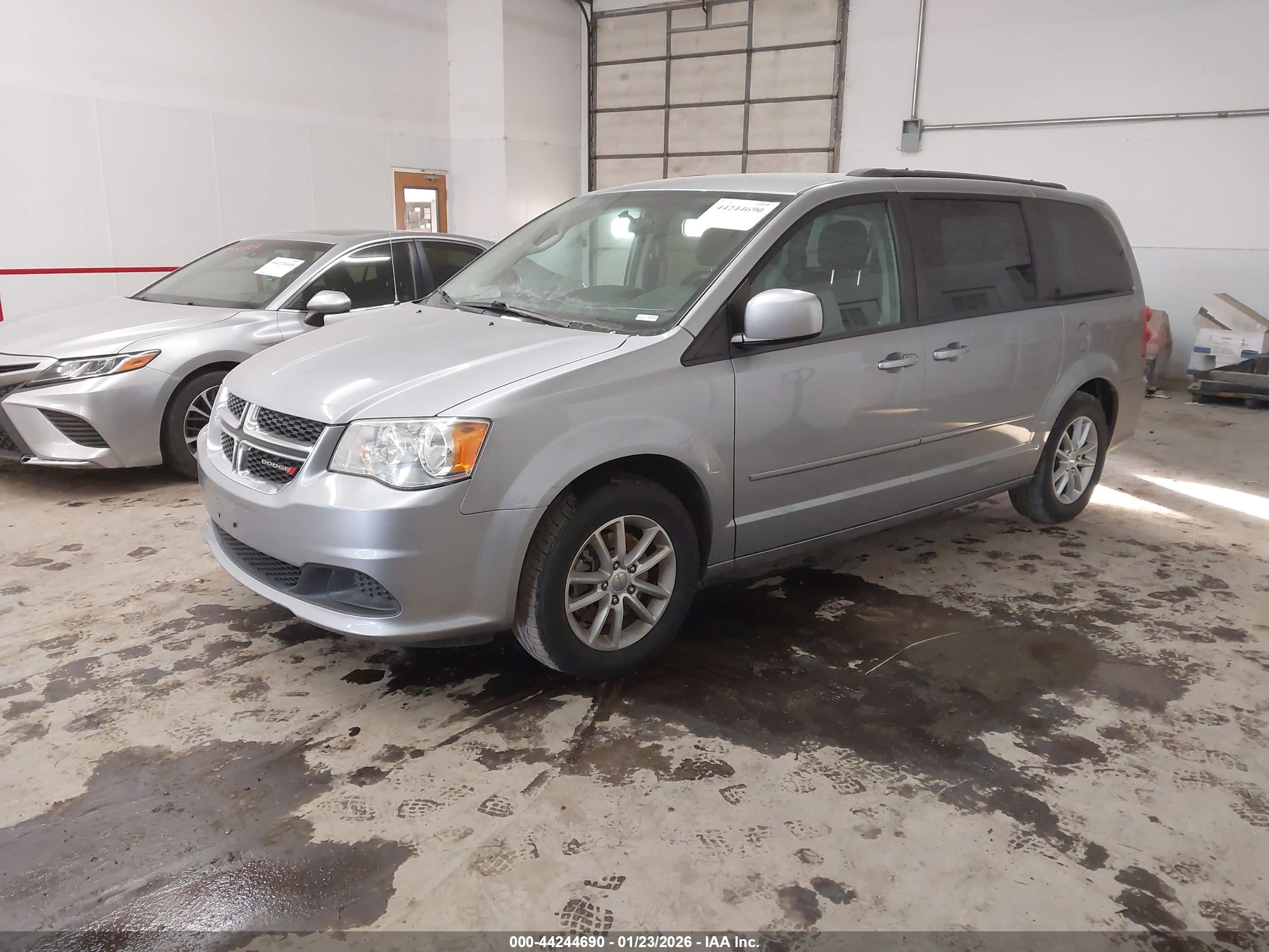 DODGE GRAND image 2