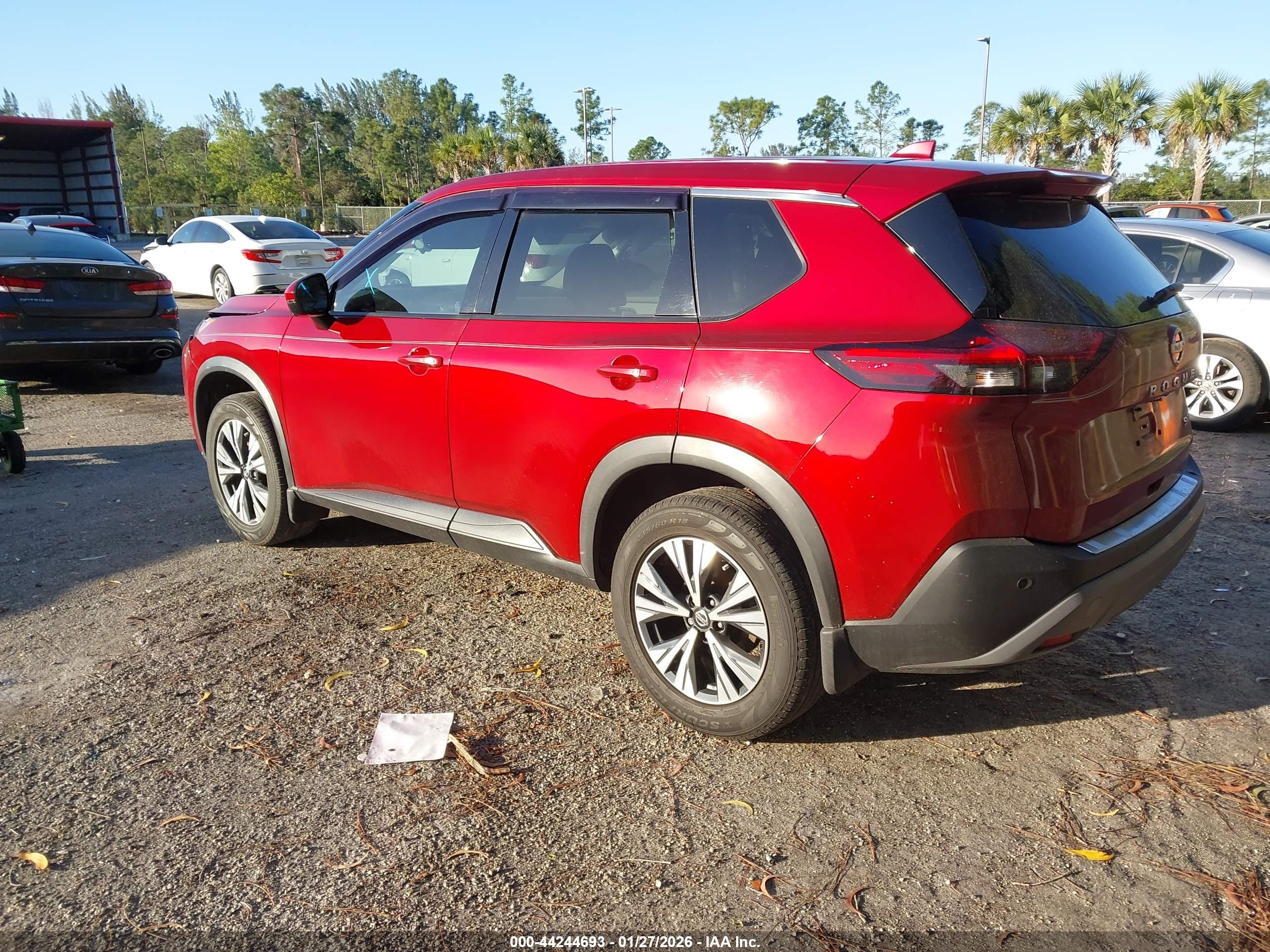 NISSAN ROGUE image 3