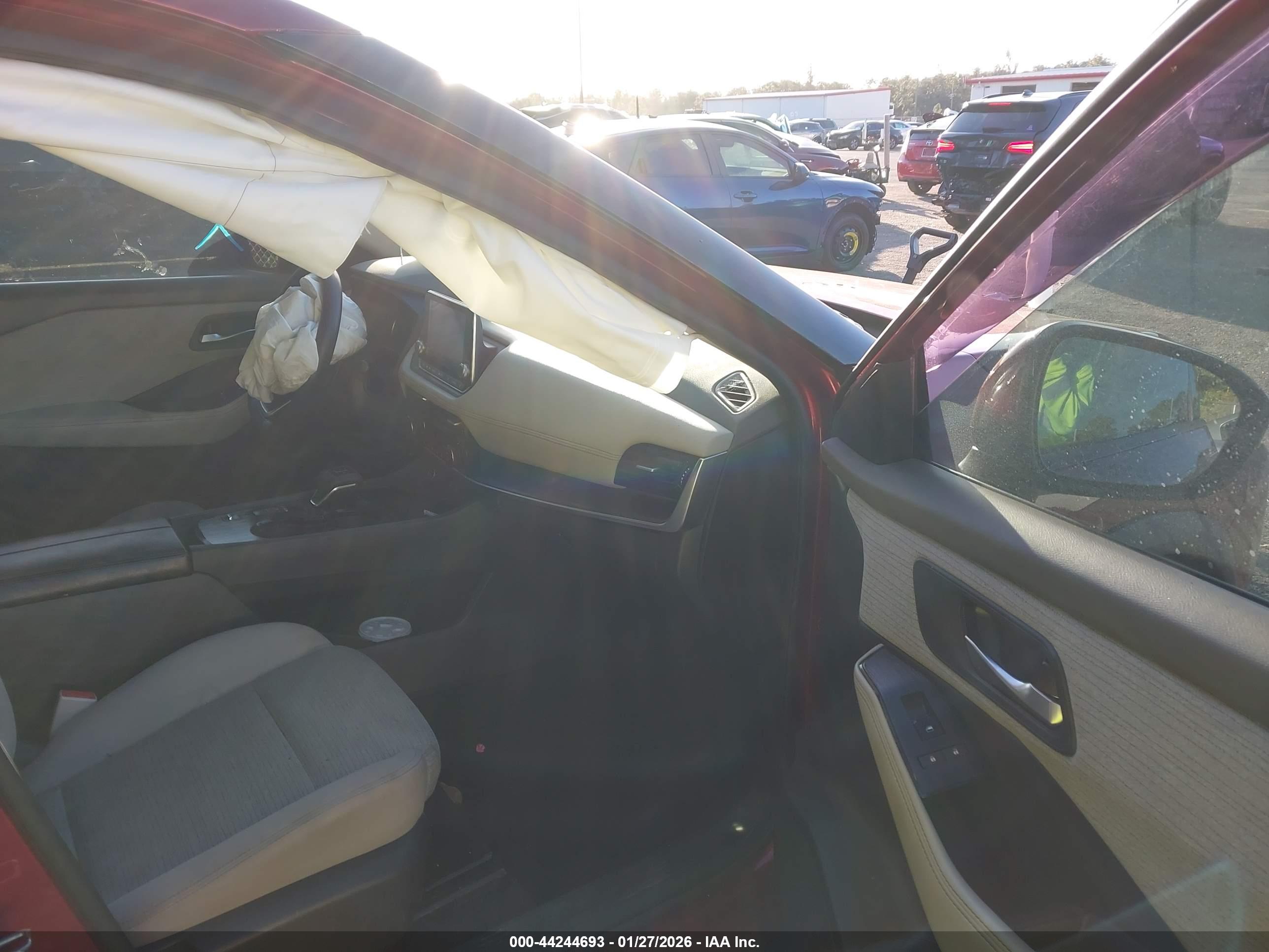 NISSAN ROGUE image 5