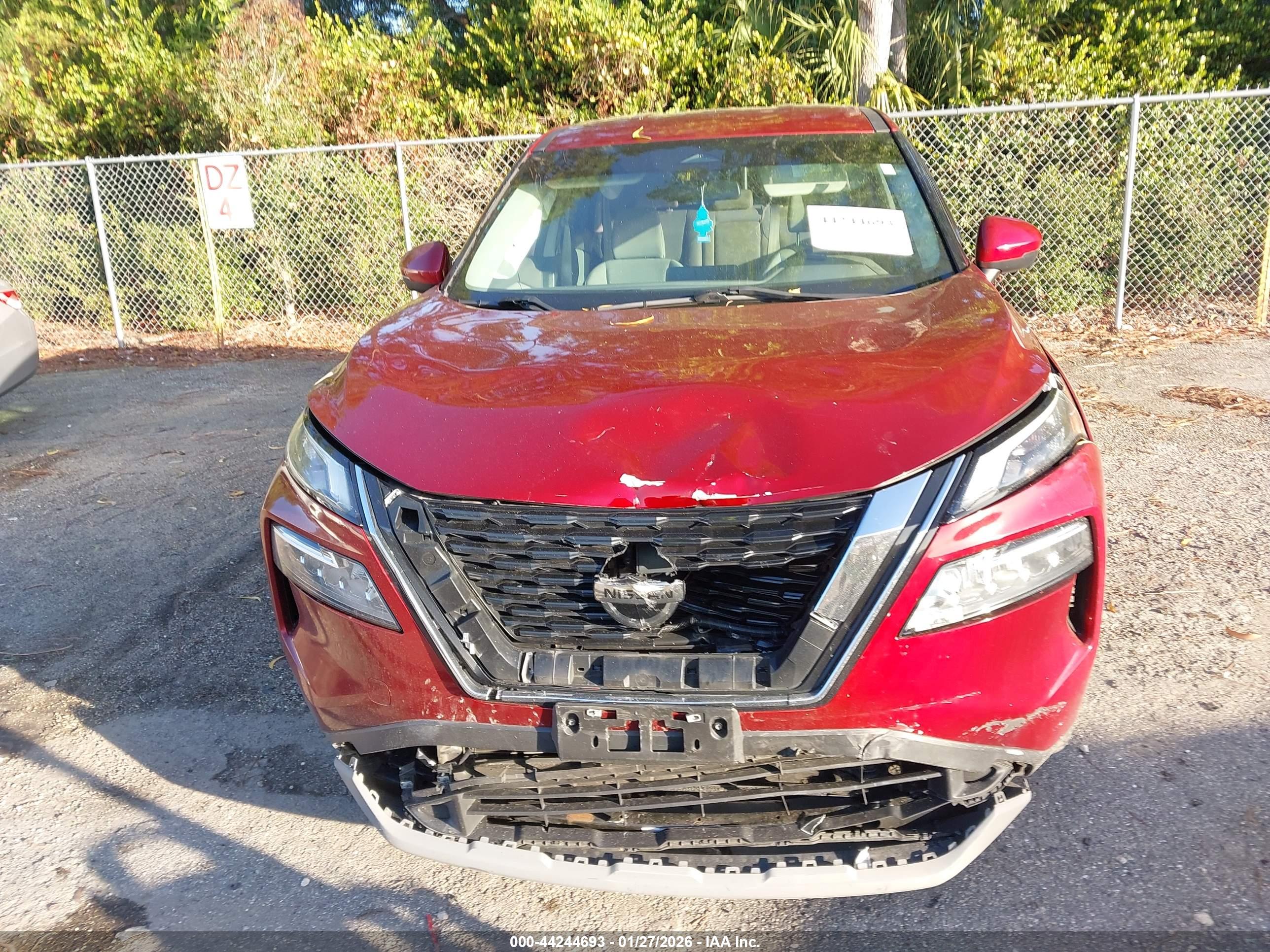NISSAN ROGUE image 6