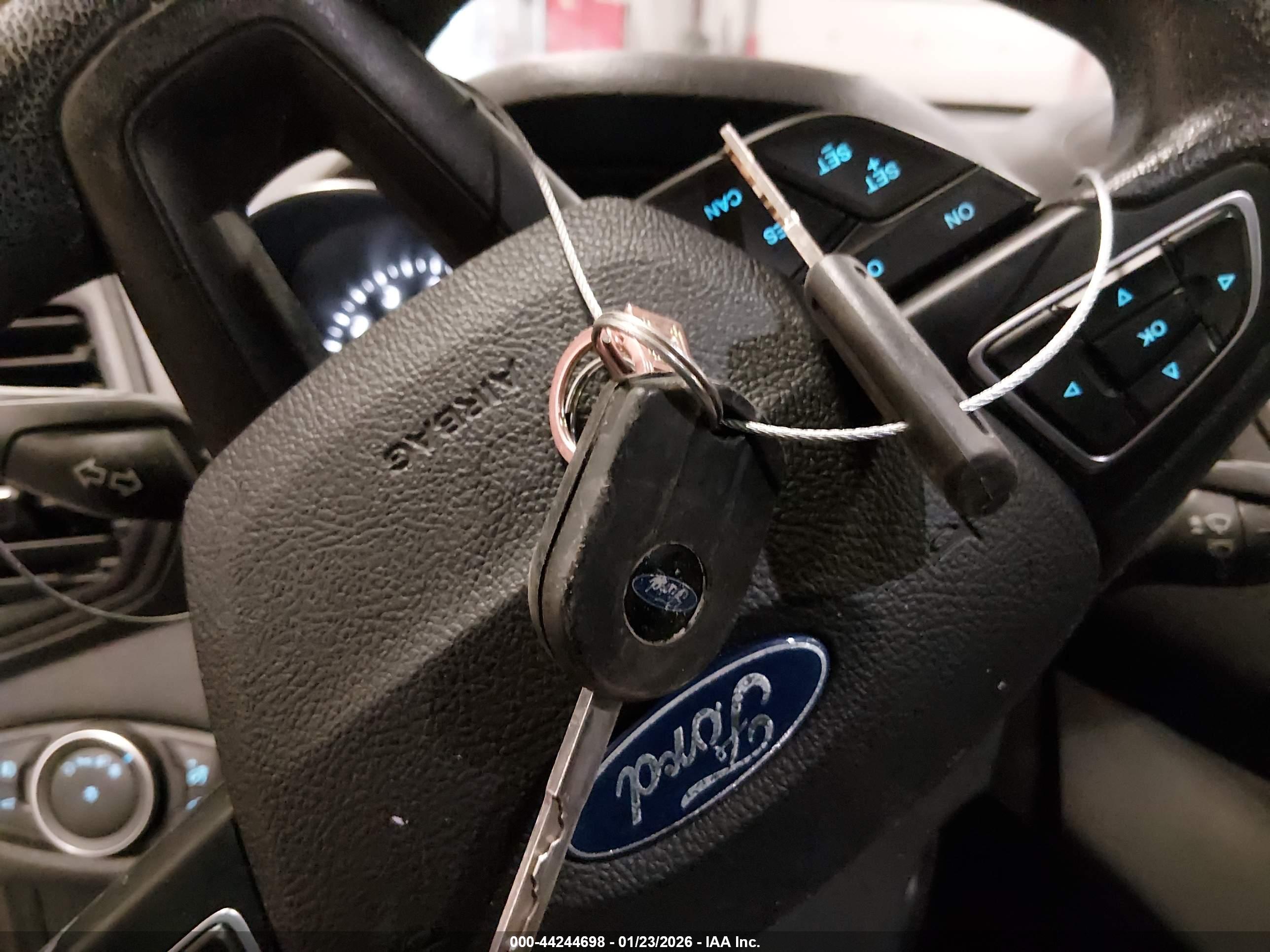 FORD ESCAPE image 11