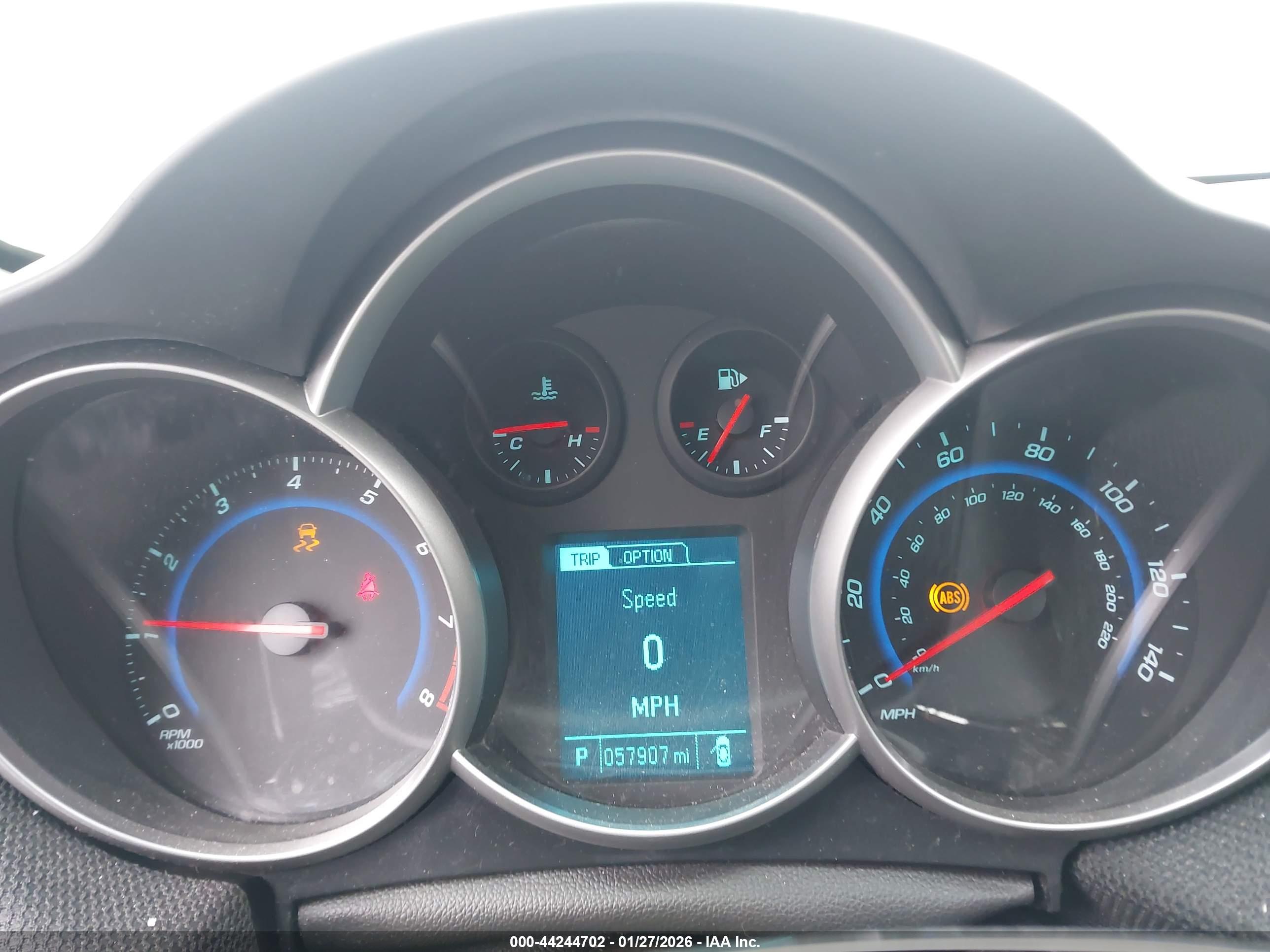 CHEVROLET CRUZE image 7