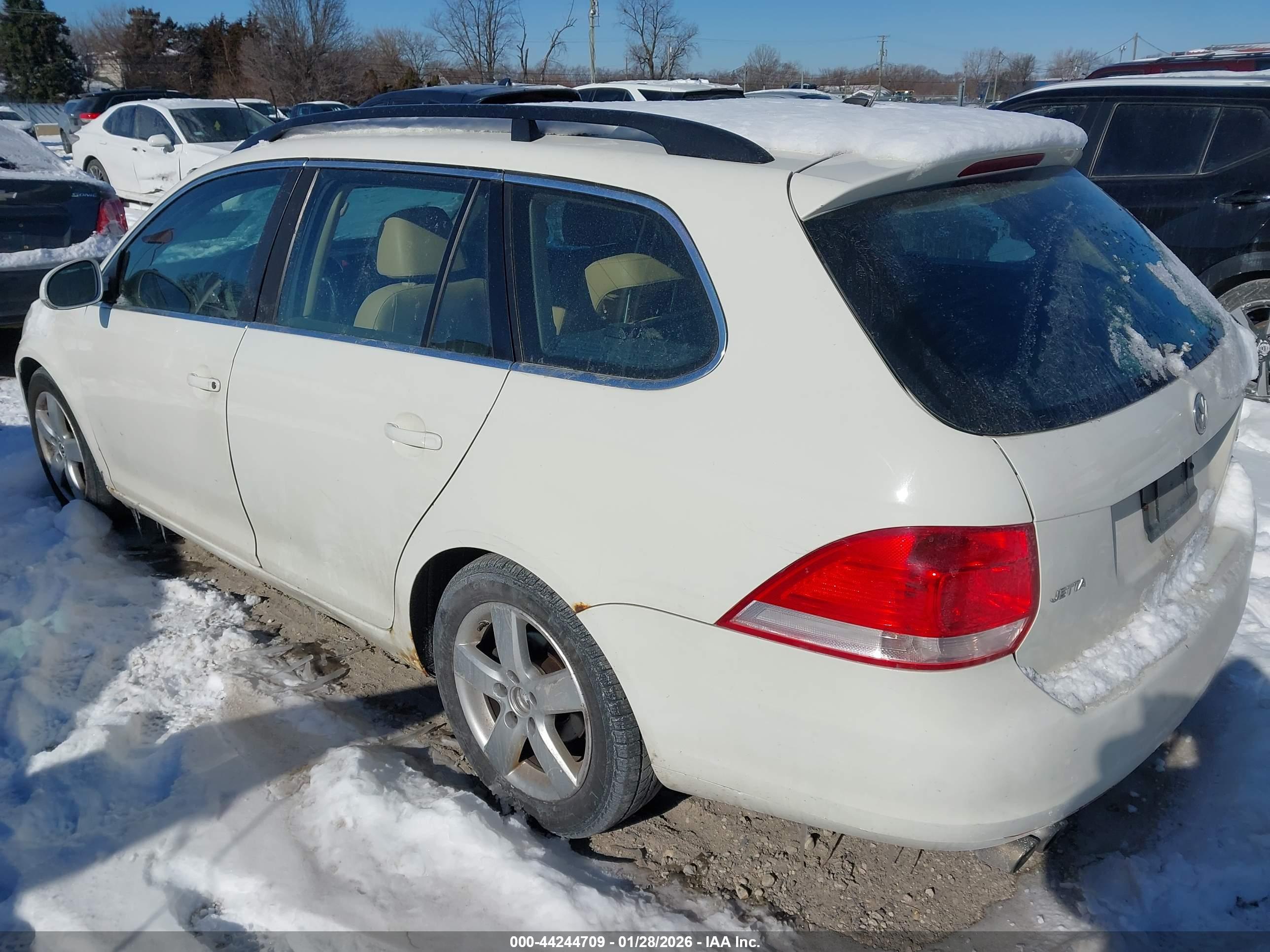 VOLKSWAGEN JETTA image 3