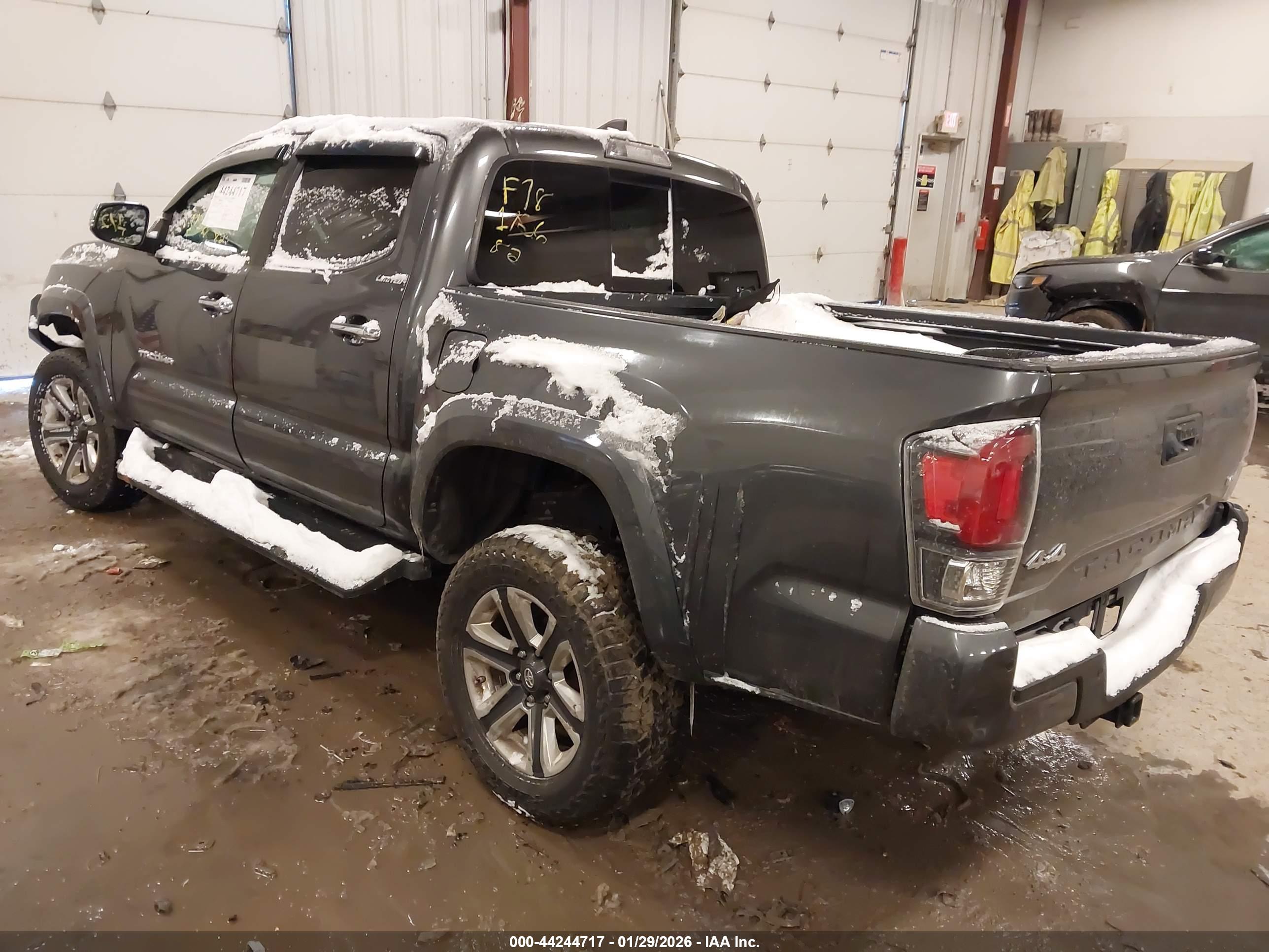 TOYOTA TACOMA image 3