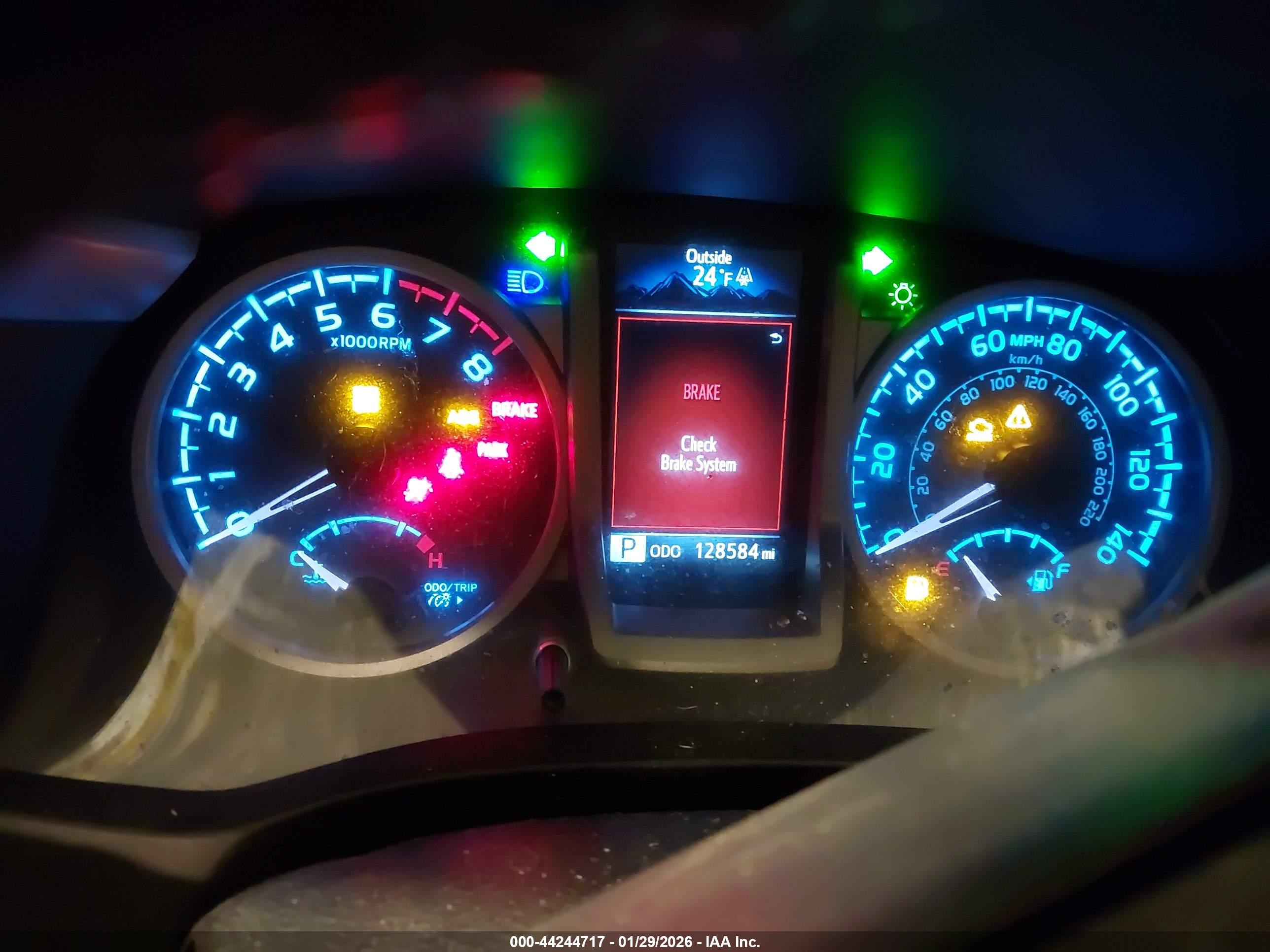 TOYOTA TACOMA image 7