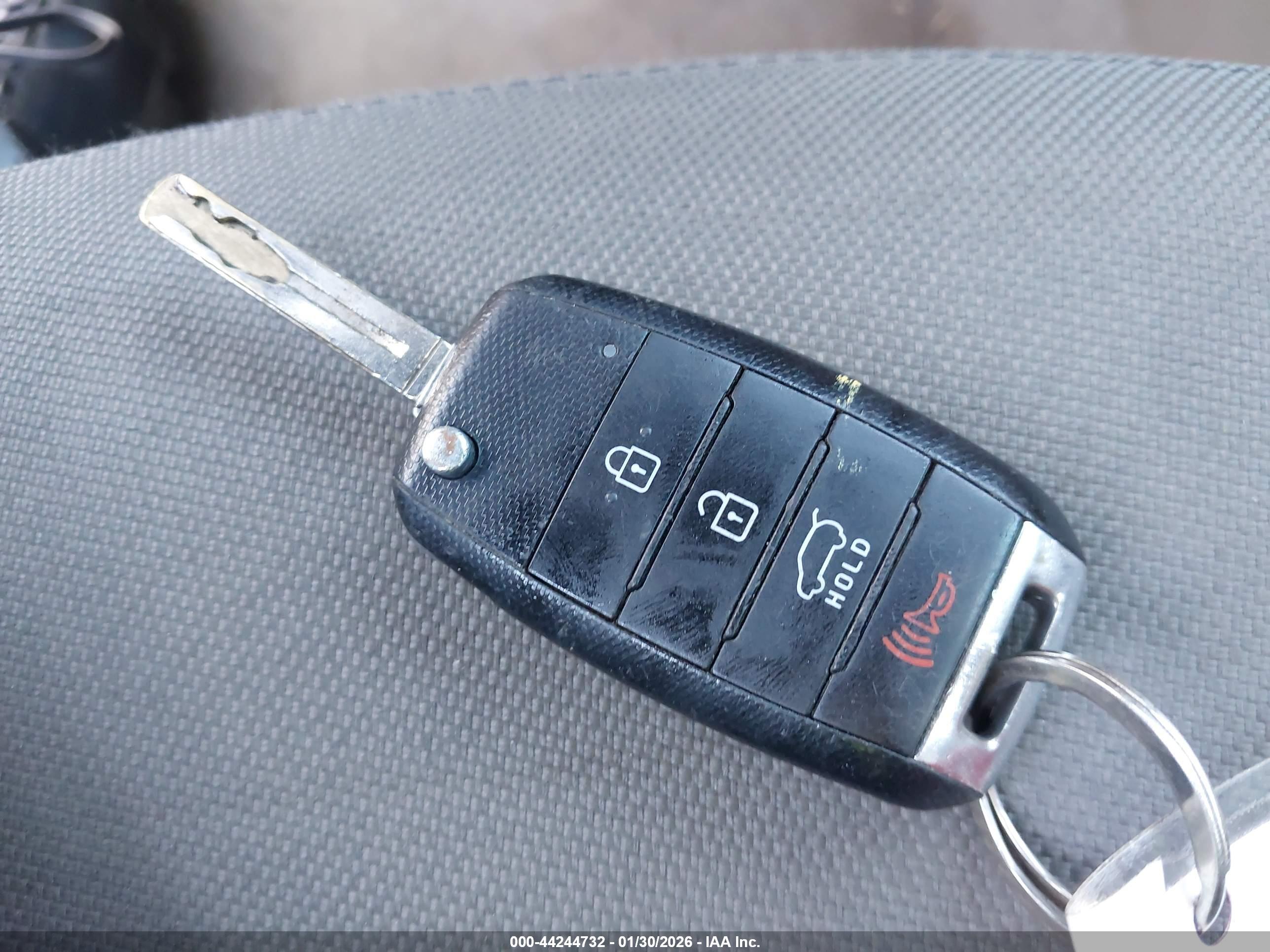 KIA SPORTAGE image 11