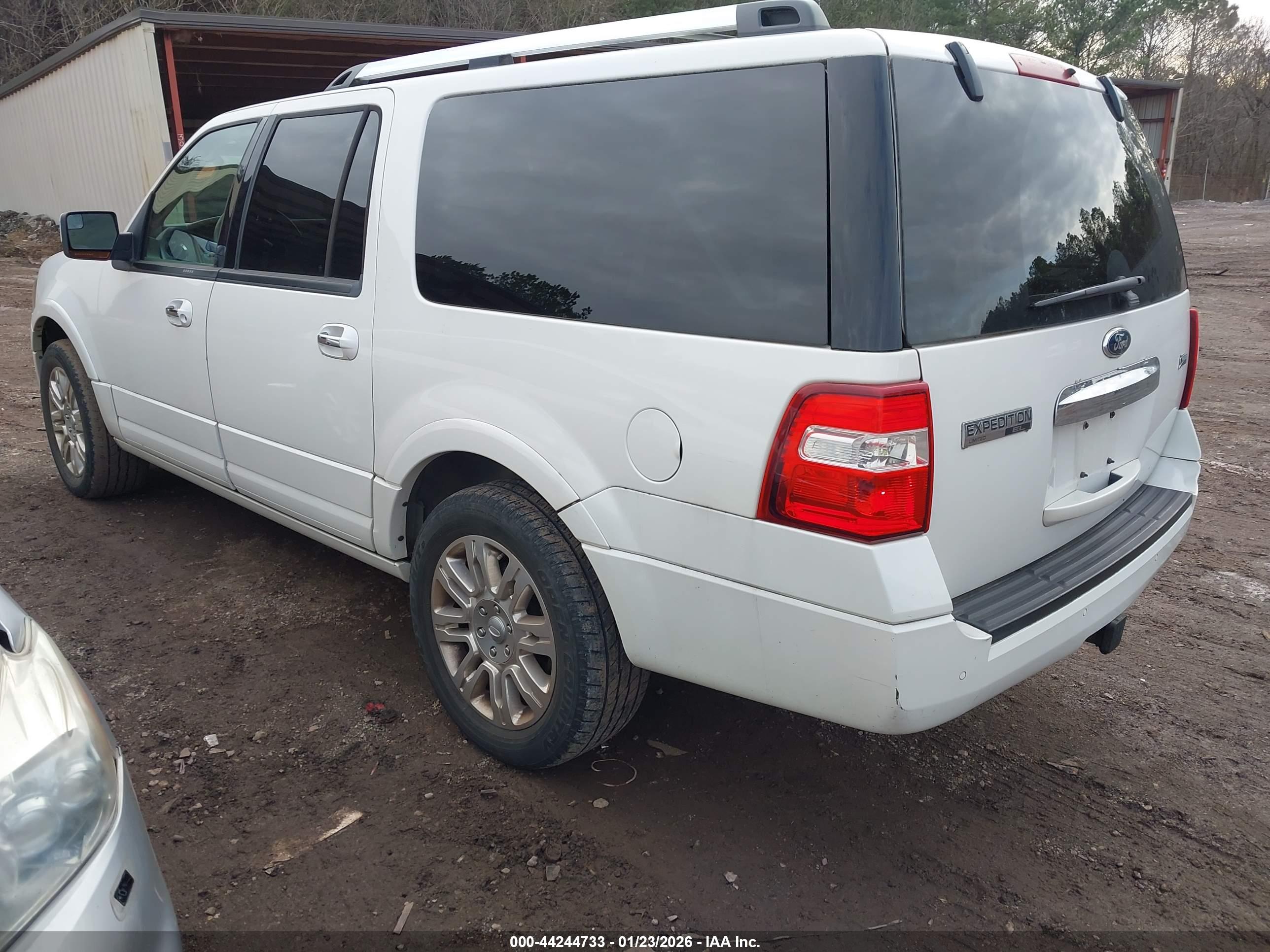 FORD EXPEDITION image 3