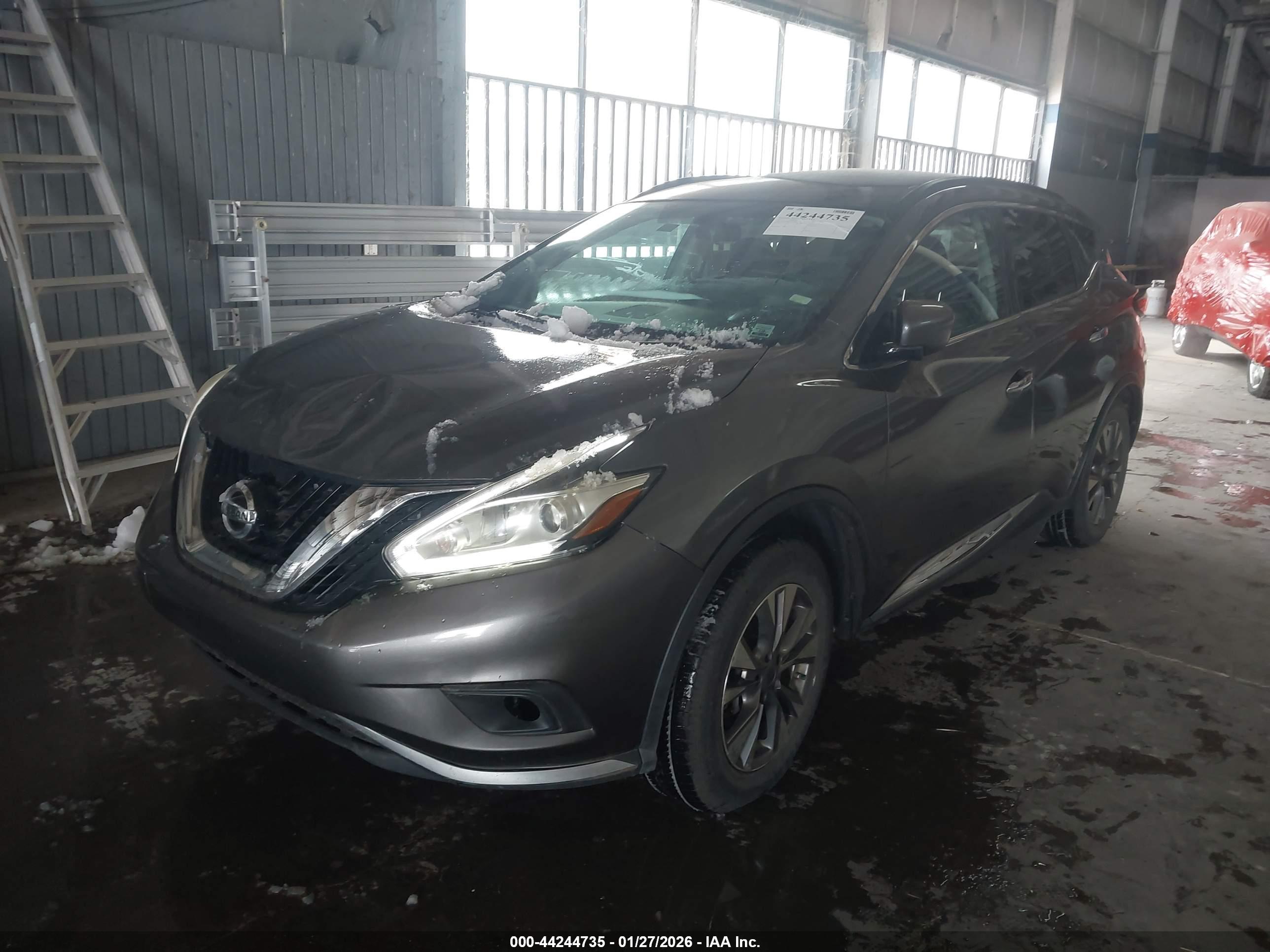 NISSAN MURANO image 2