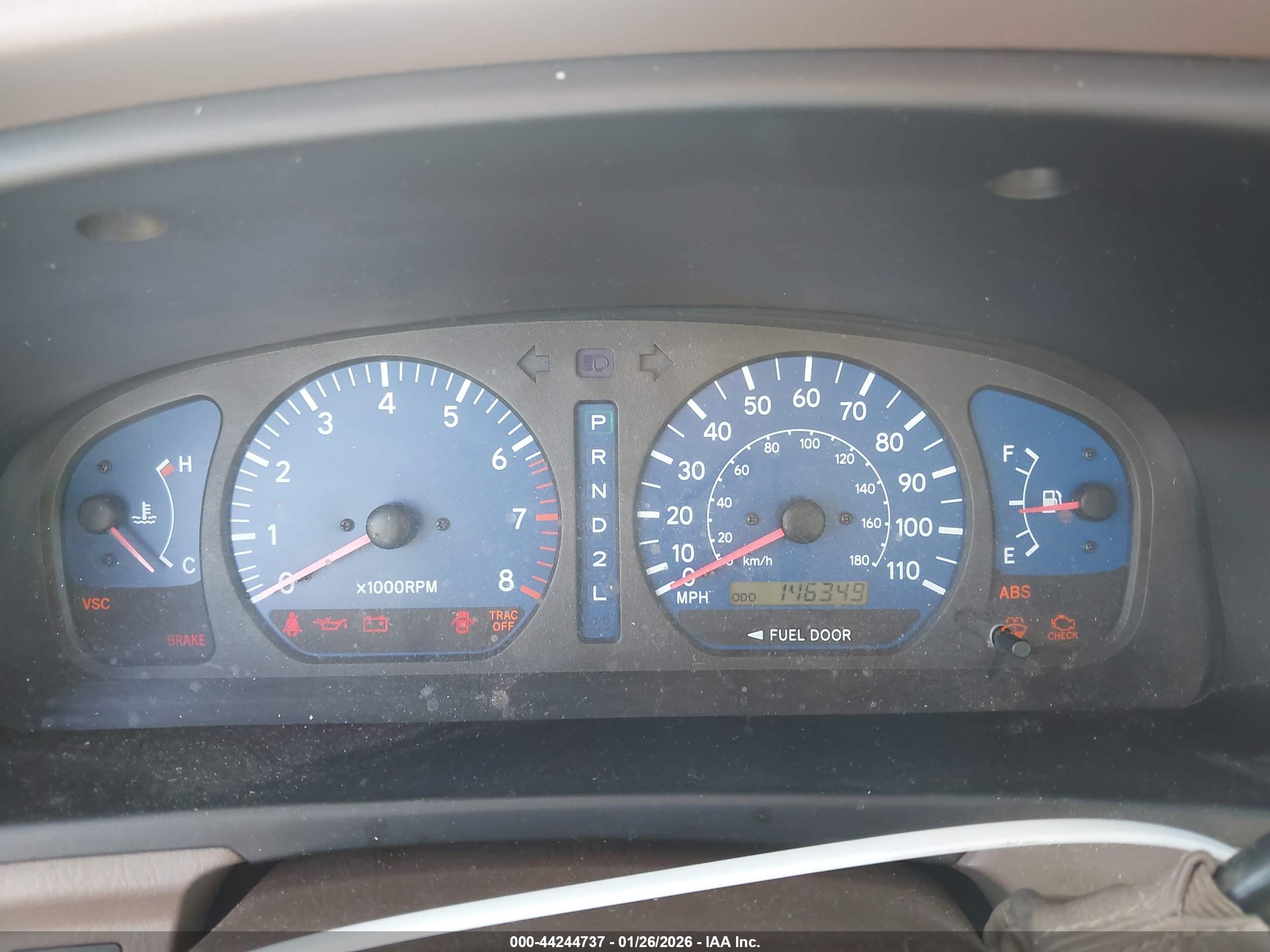 TOYOTA SIENNA image 7
