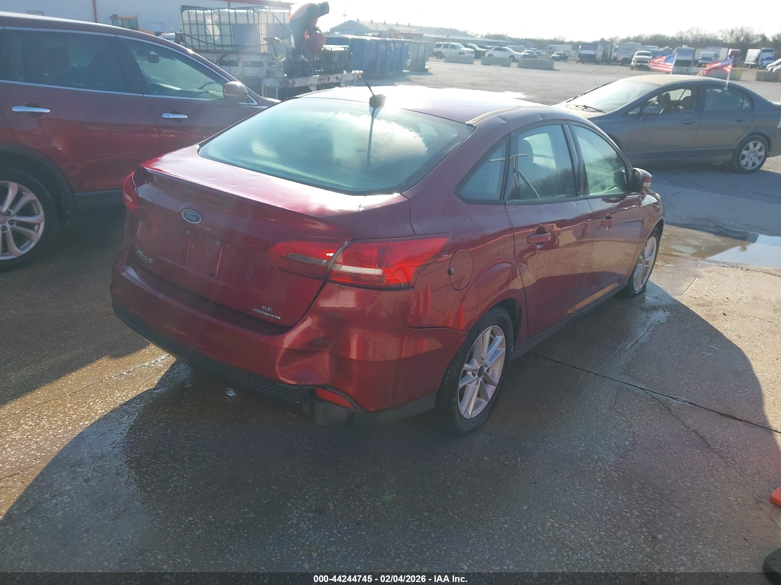 FORD FOCUS image 4