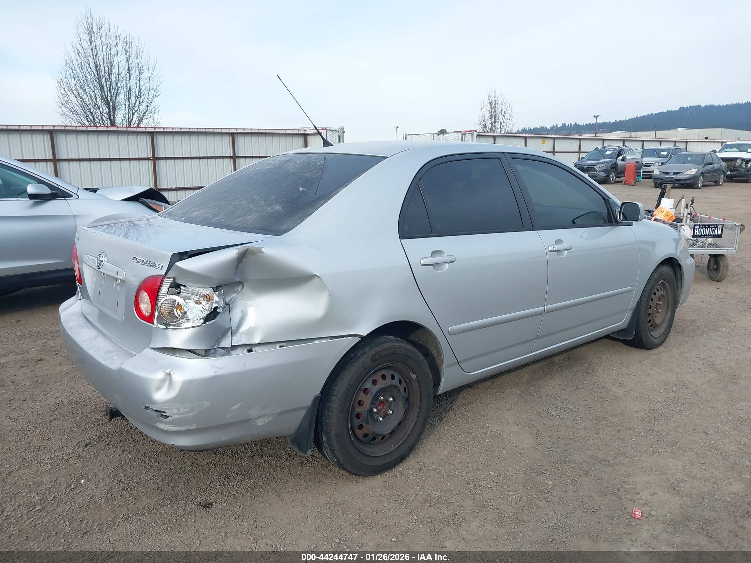 TOYOTA COROLLA image 4
