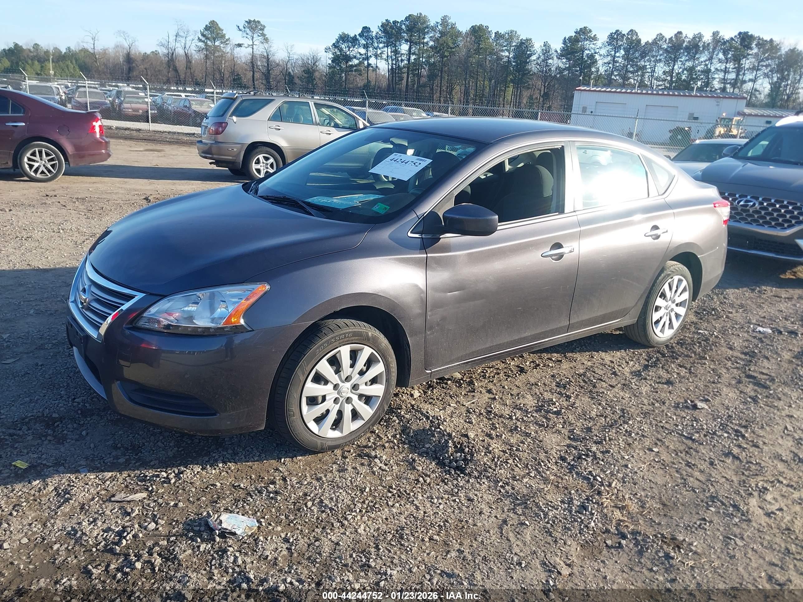 NISSAN SENTRA image 2