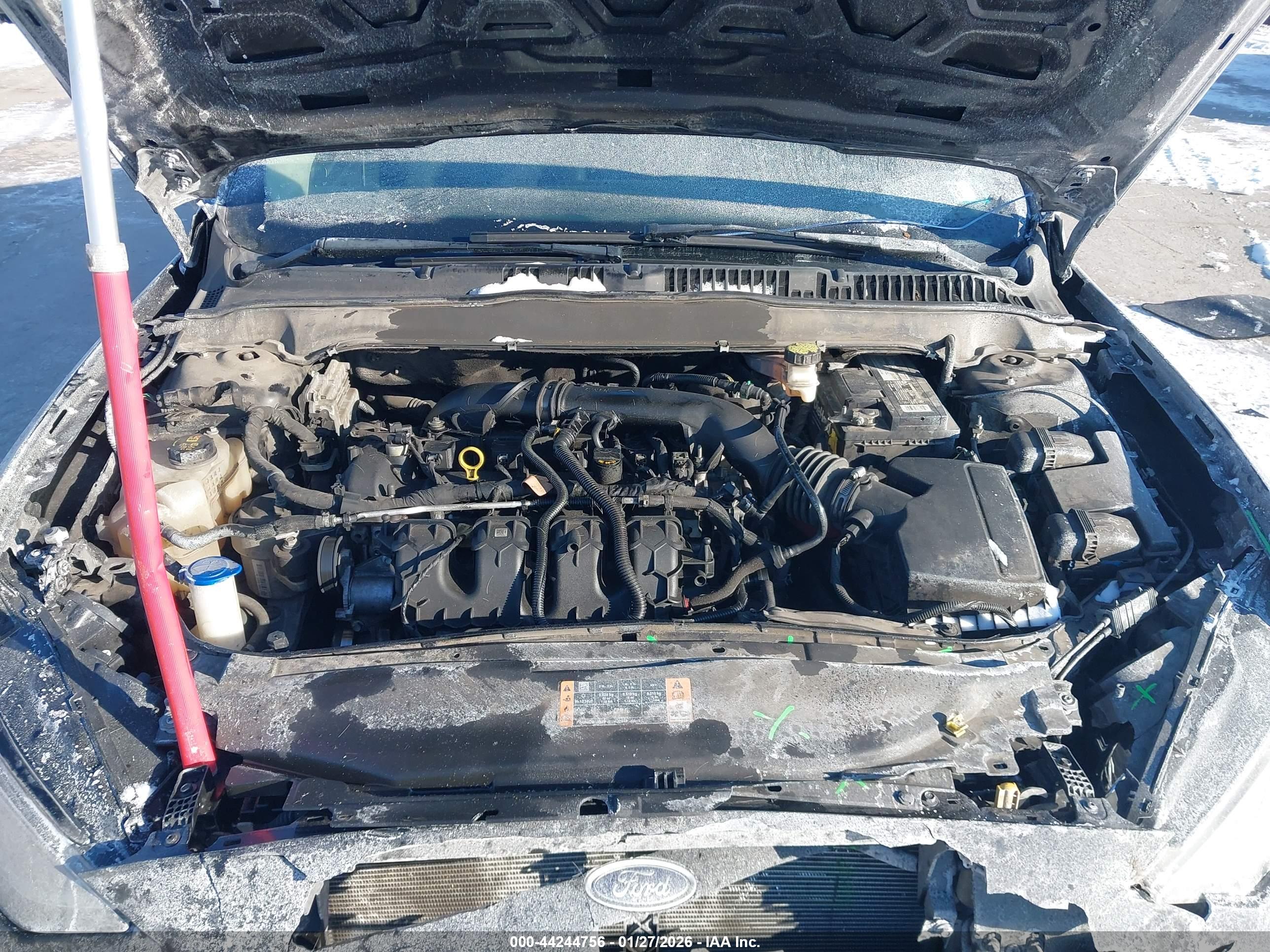 FORD FUSION image 10