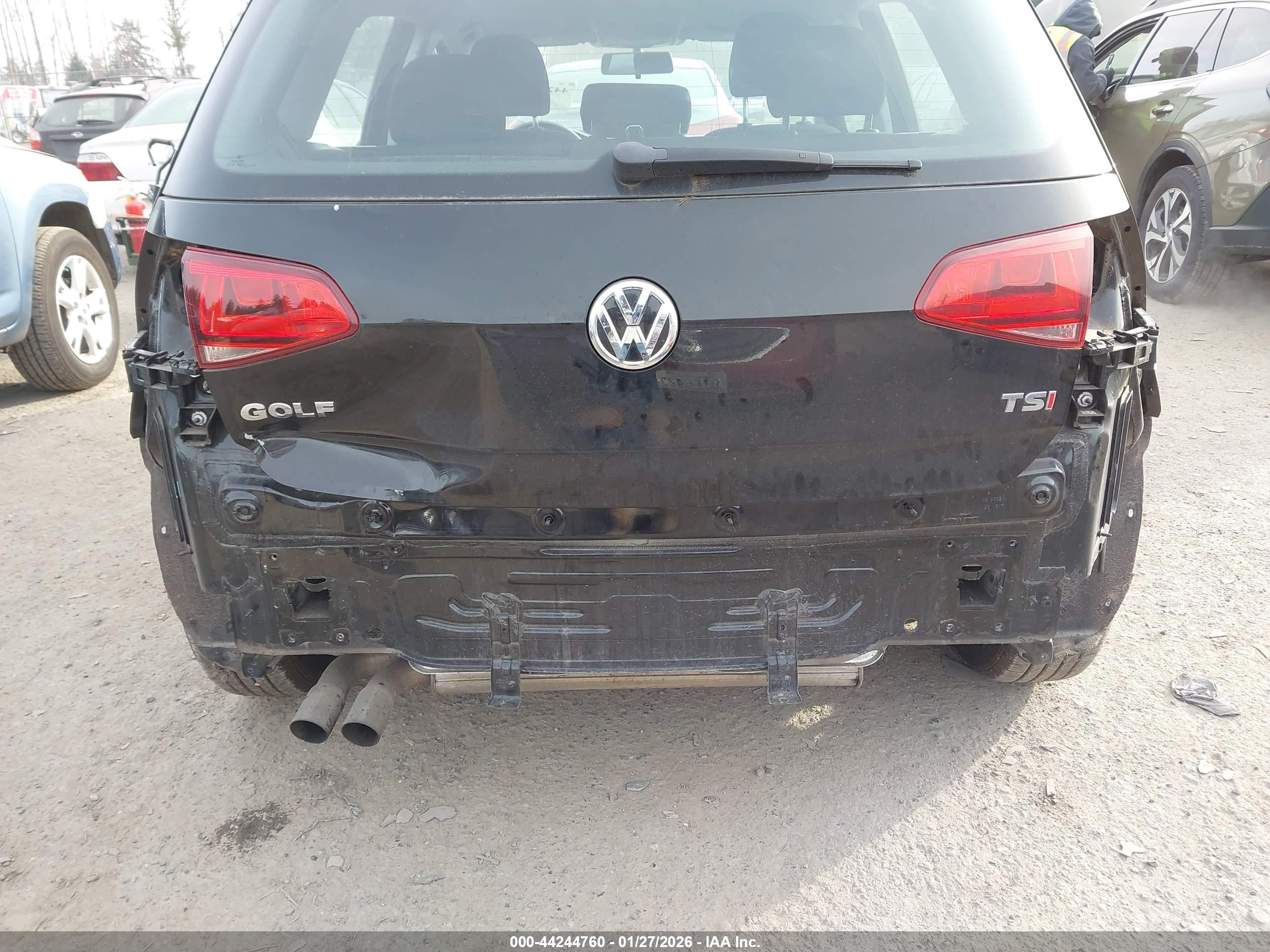 VOLKSWAGEN GOLF image 6