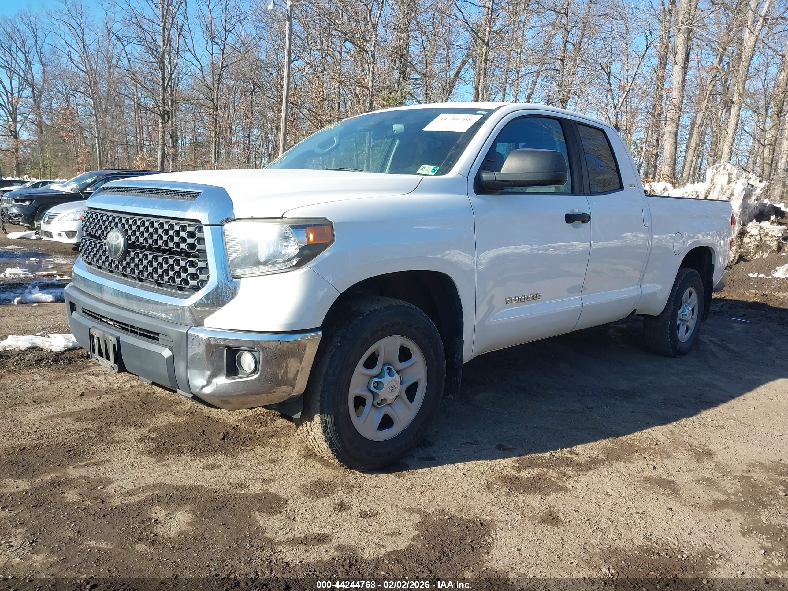 TOYOTA TUNDRA image 2
