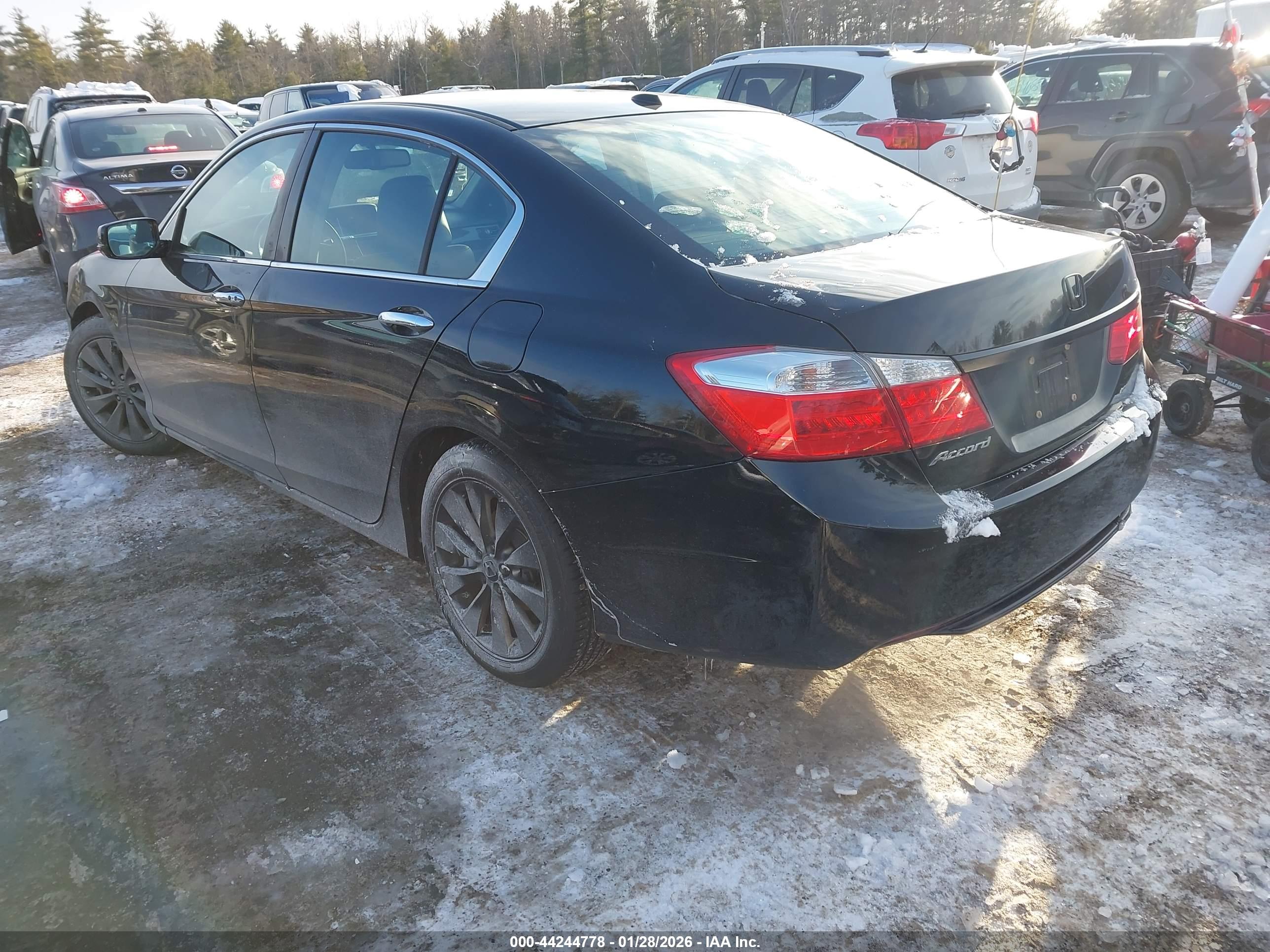 HONDA ACCORD image 3