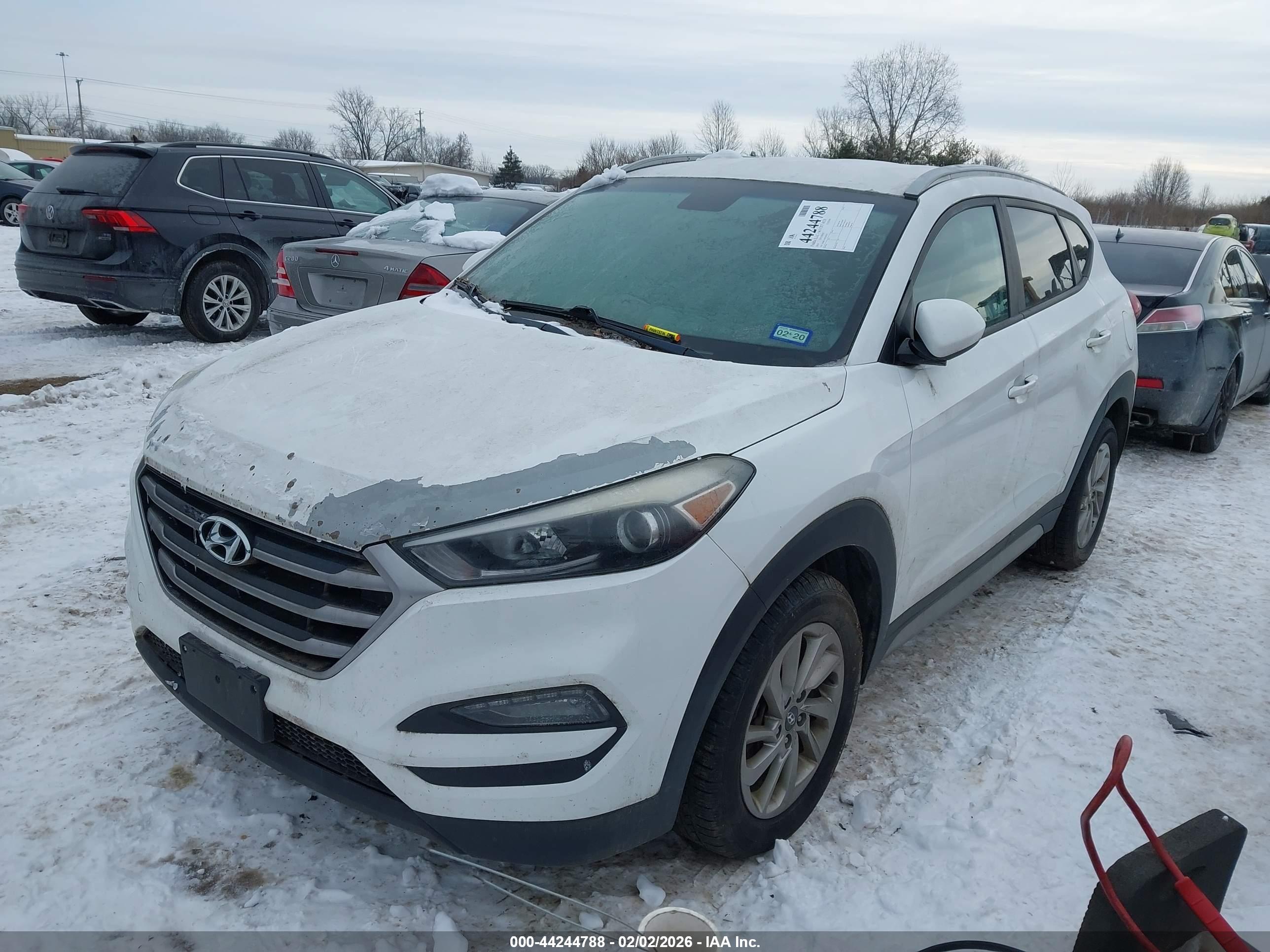 HYUNDAI TUCSON image 2