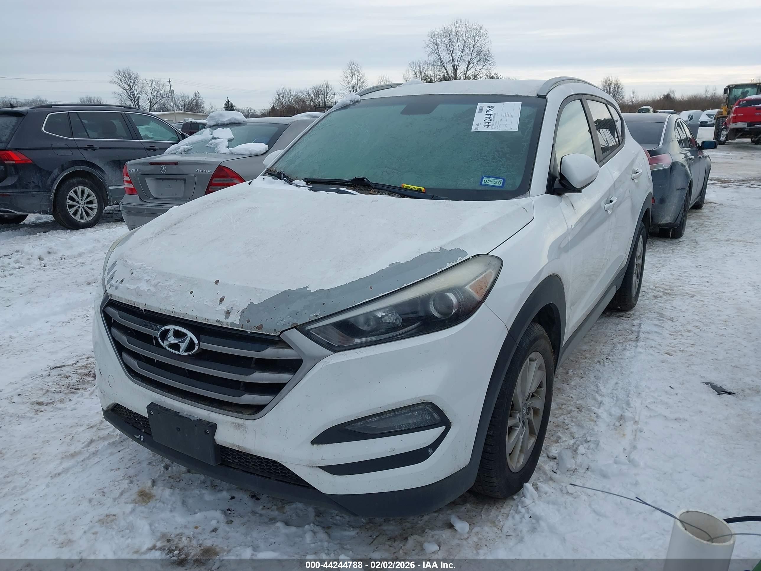 HYUNDAI TUCSON image 6