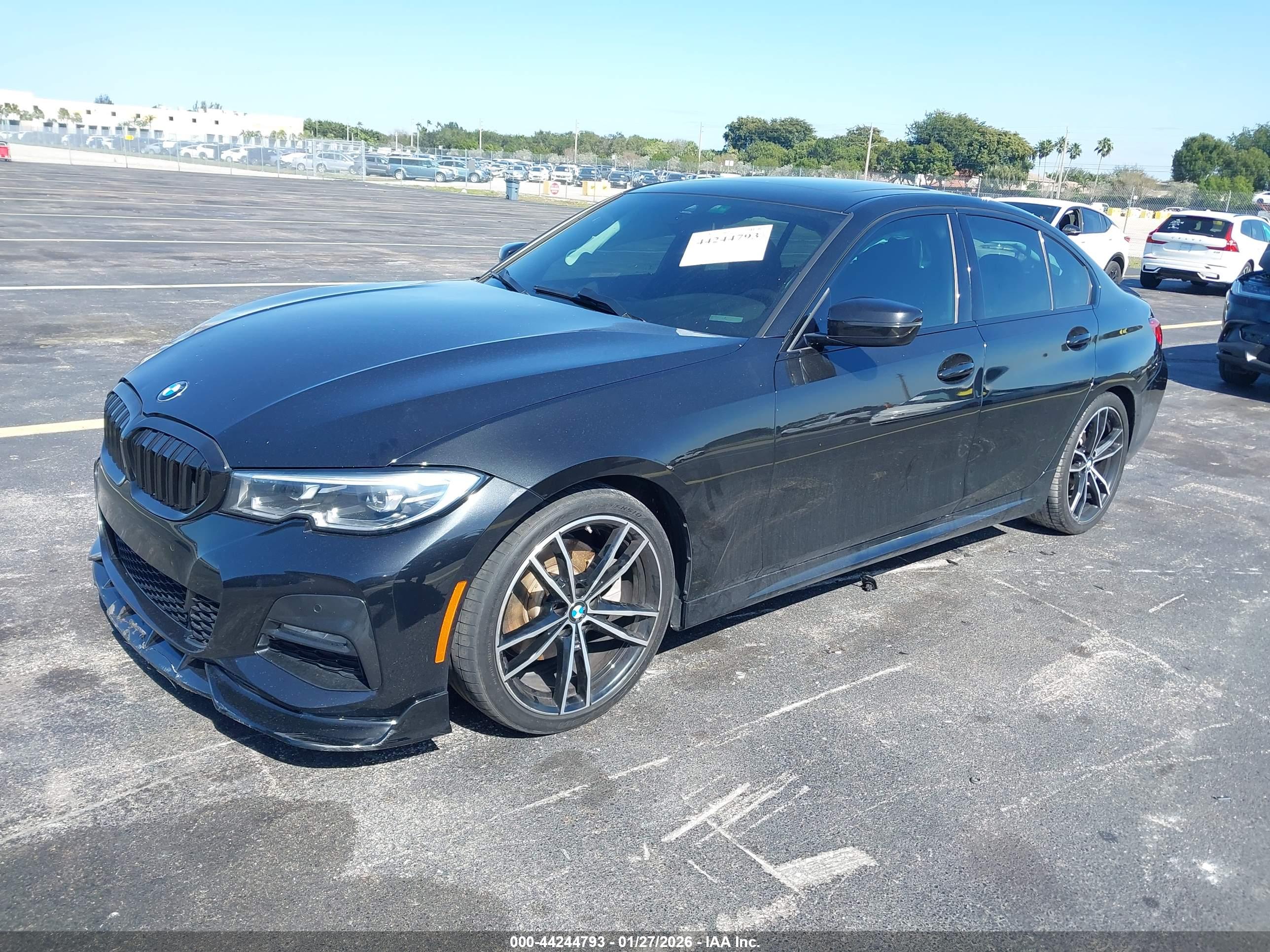 BMW 330I image 2