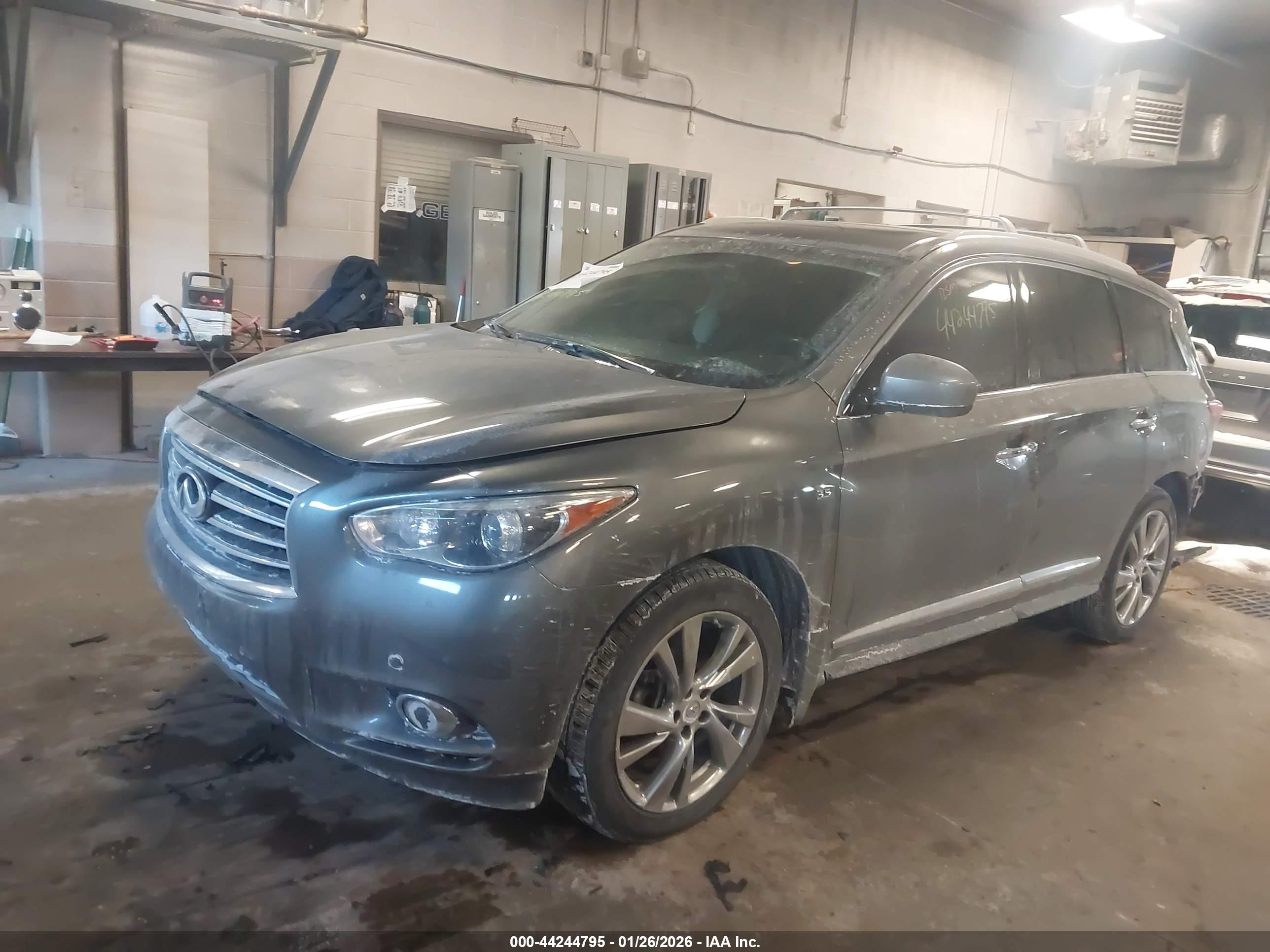 INFINITI QX60 image 2
