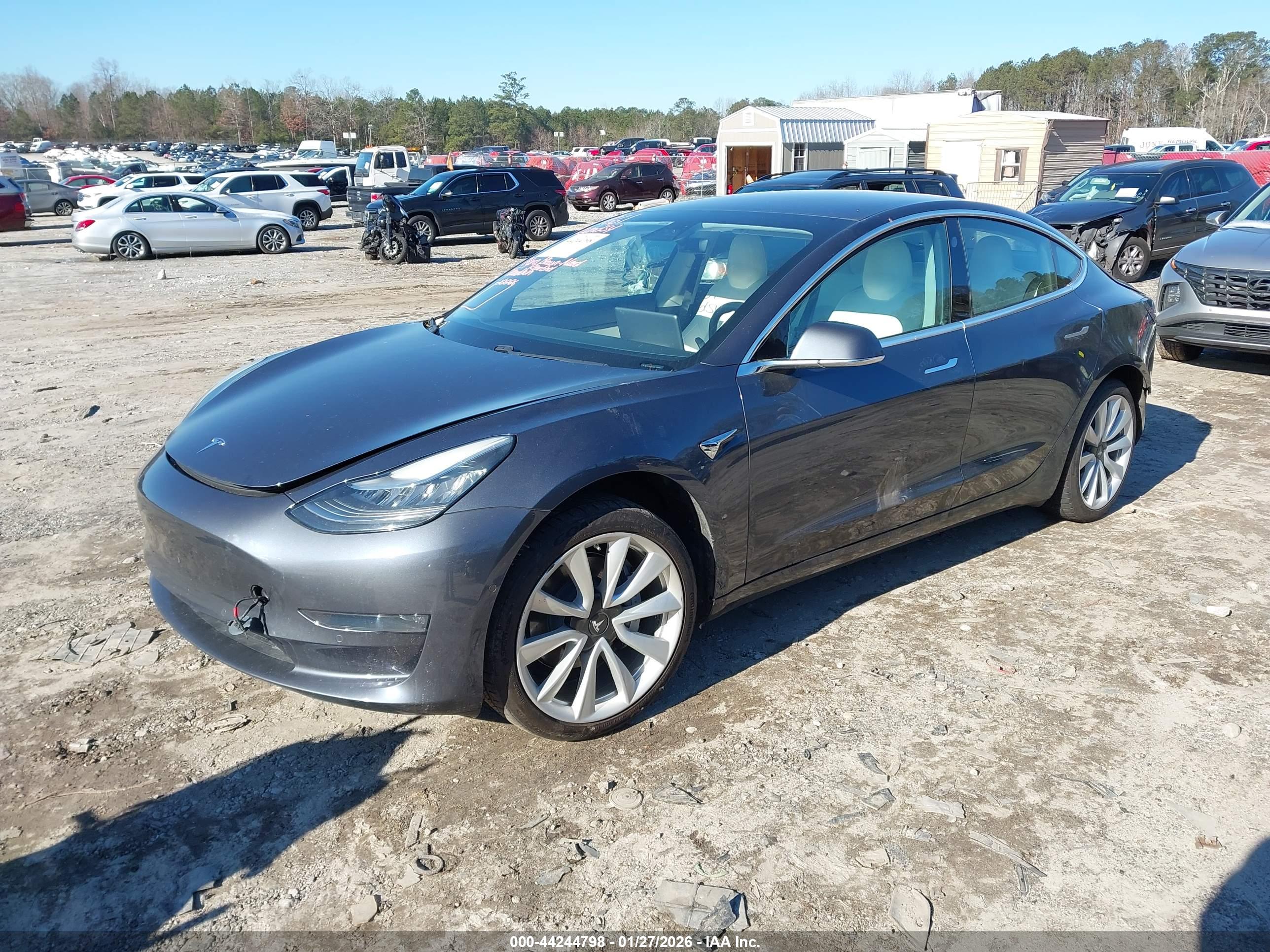 TESLA MODEL image 2