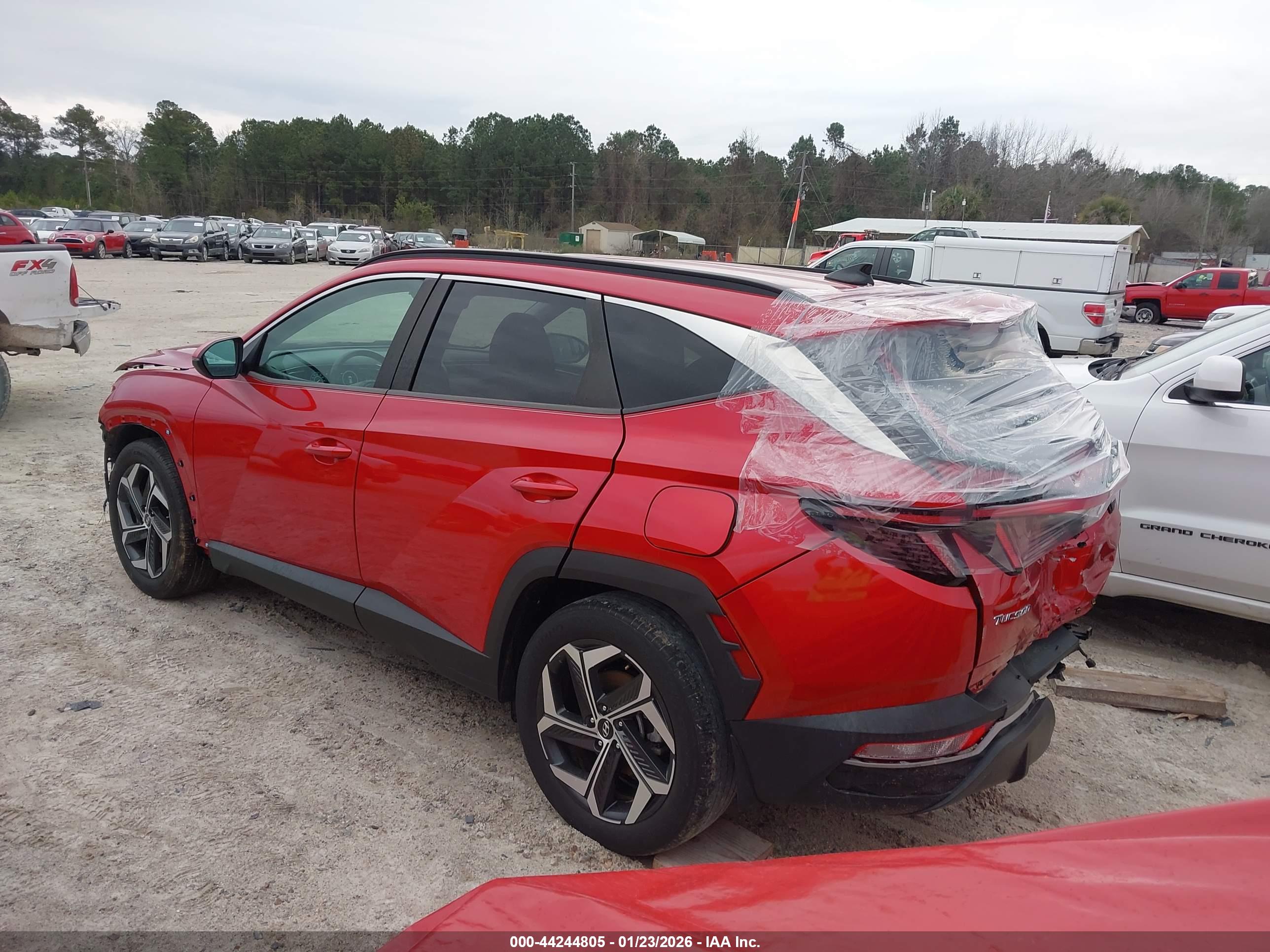 HYUNDAI TUCSON image 3