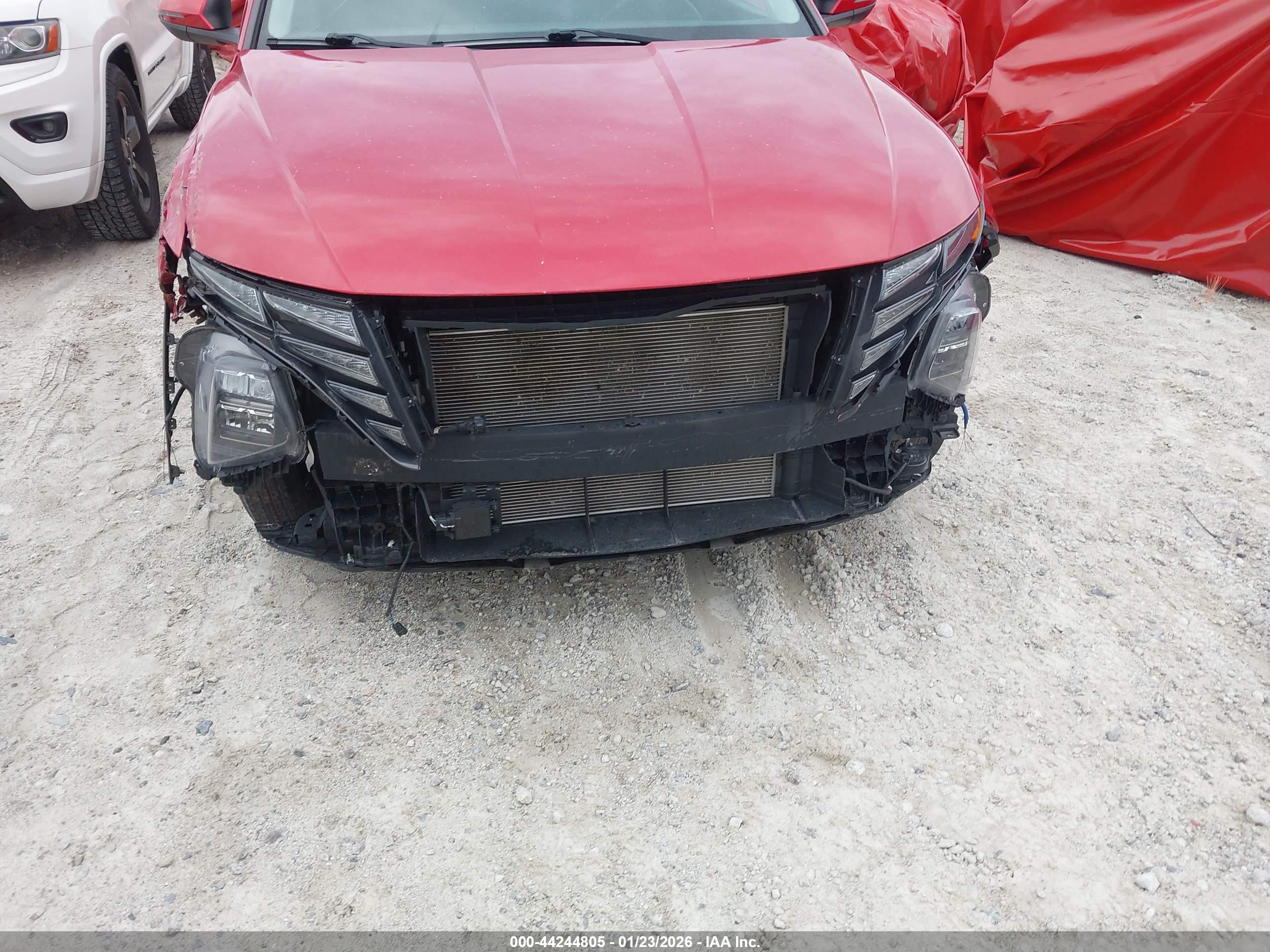 HYUNDAI TUCSON image 6