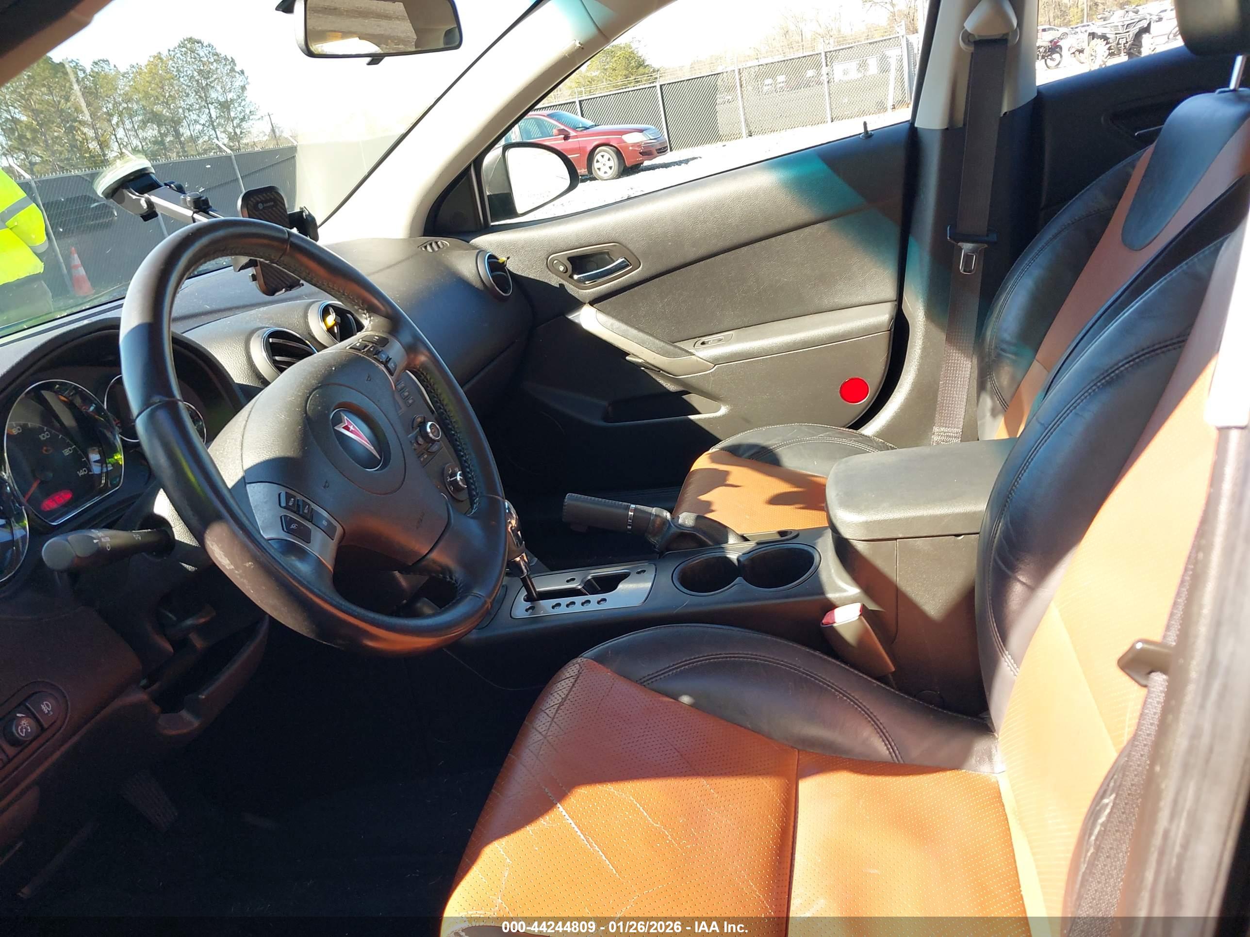 PONTIAC G6 image 5