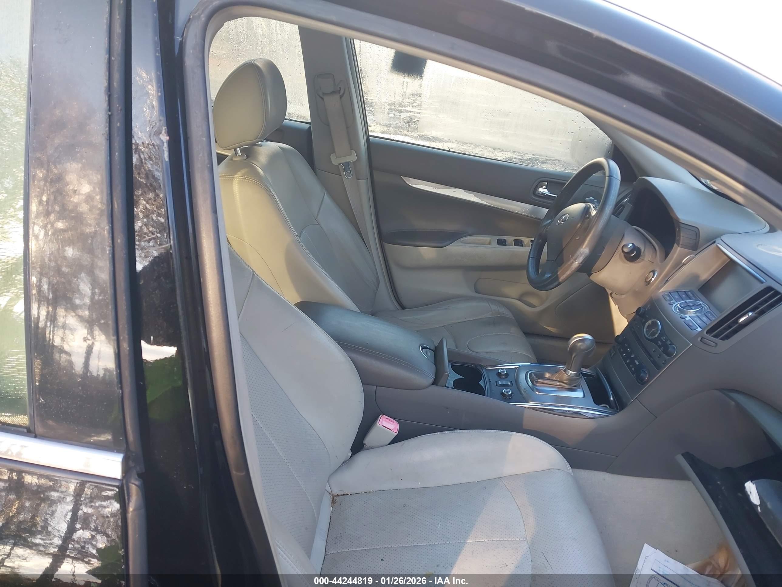 INFINITI Q40 image 5