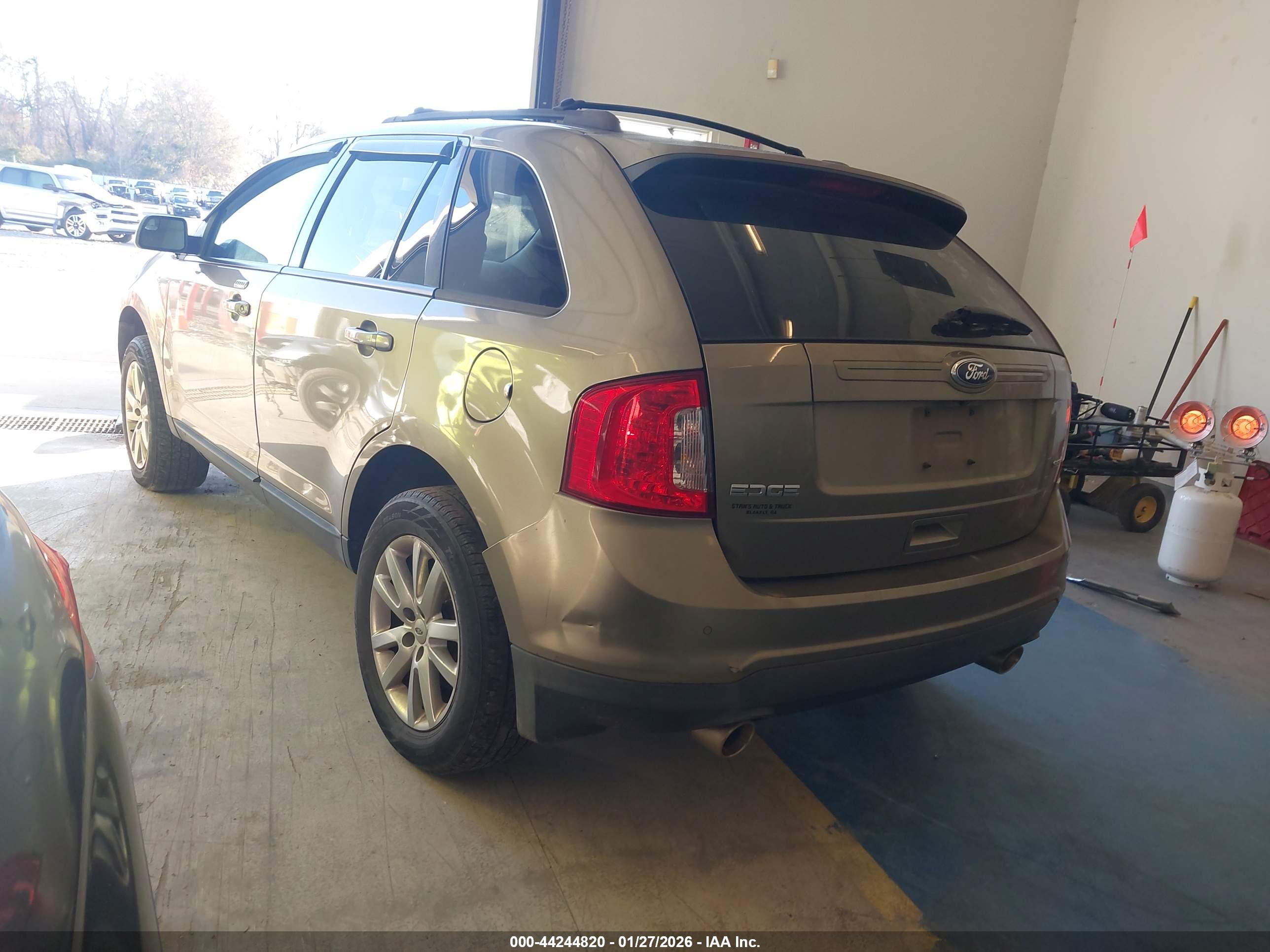 FORD EDGE image 3