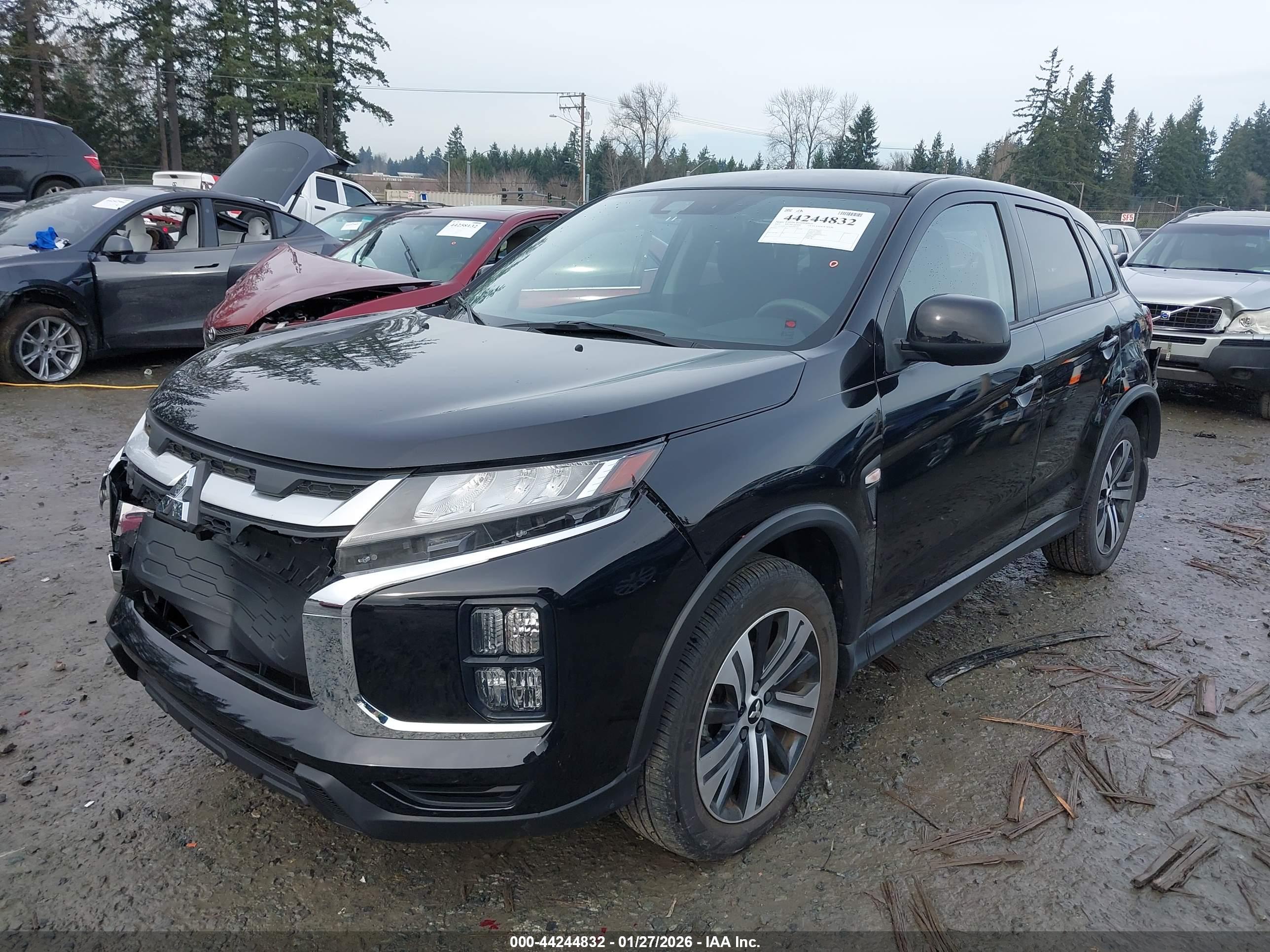 MITSUBISHI OUTLANDER image 2