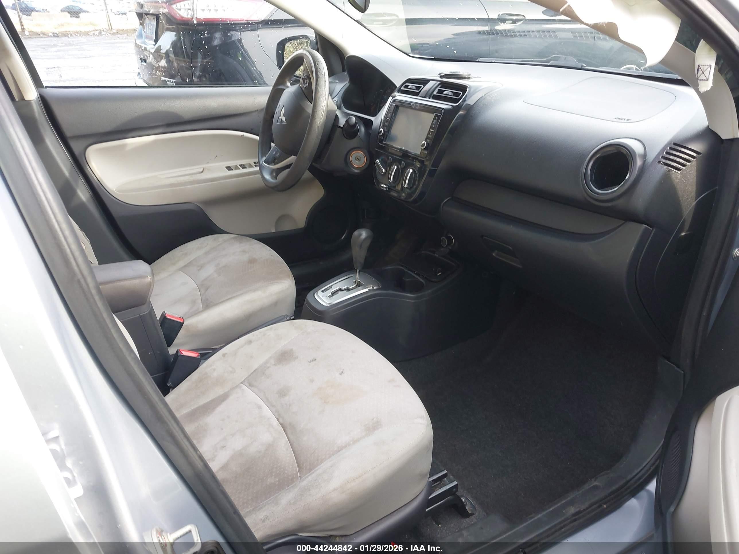 MITSUBISHI MIRAGE image 5