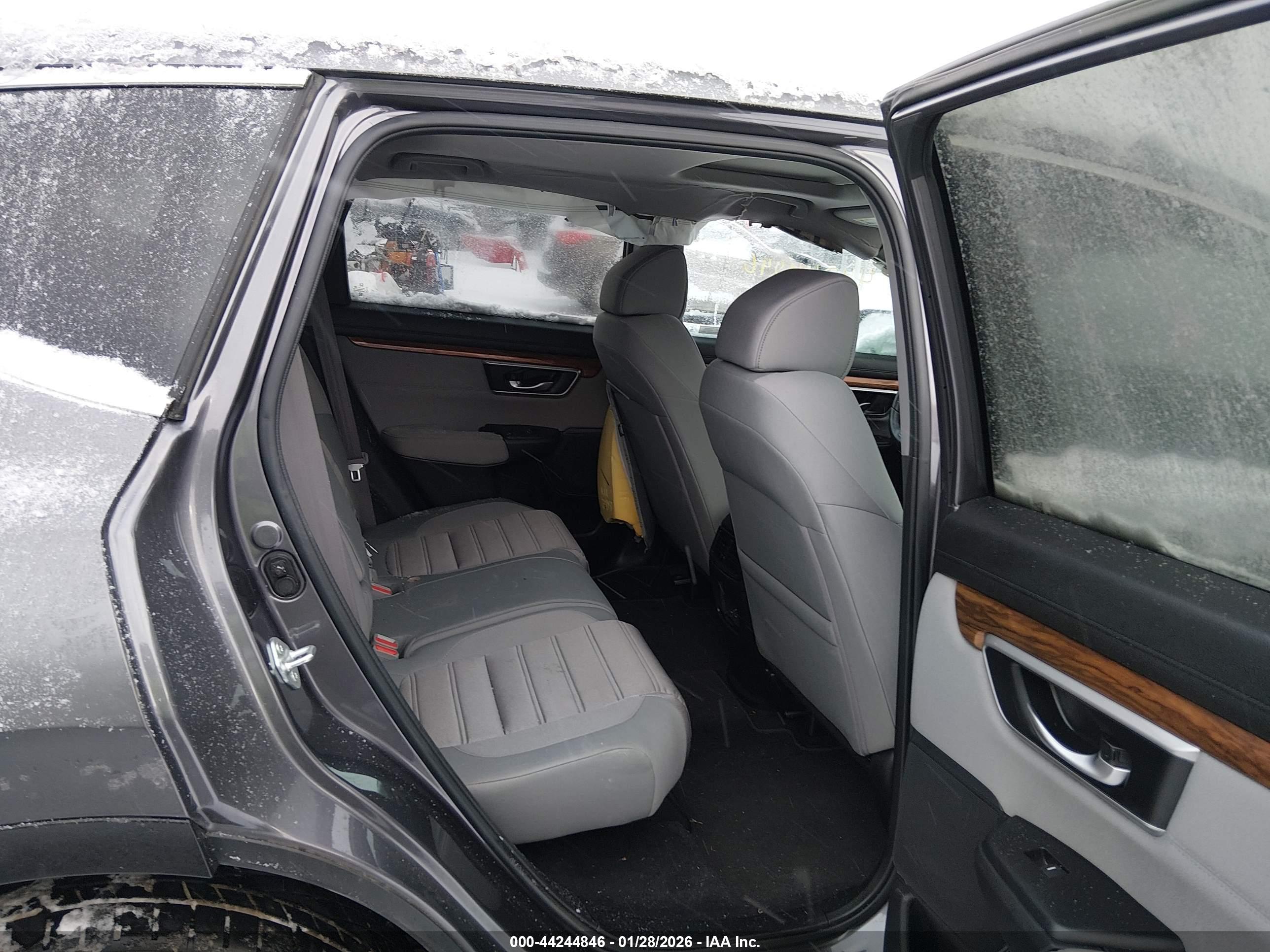 HONDA CR-V image 8