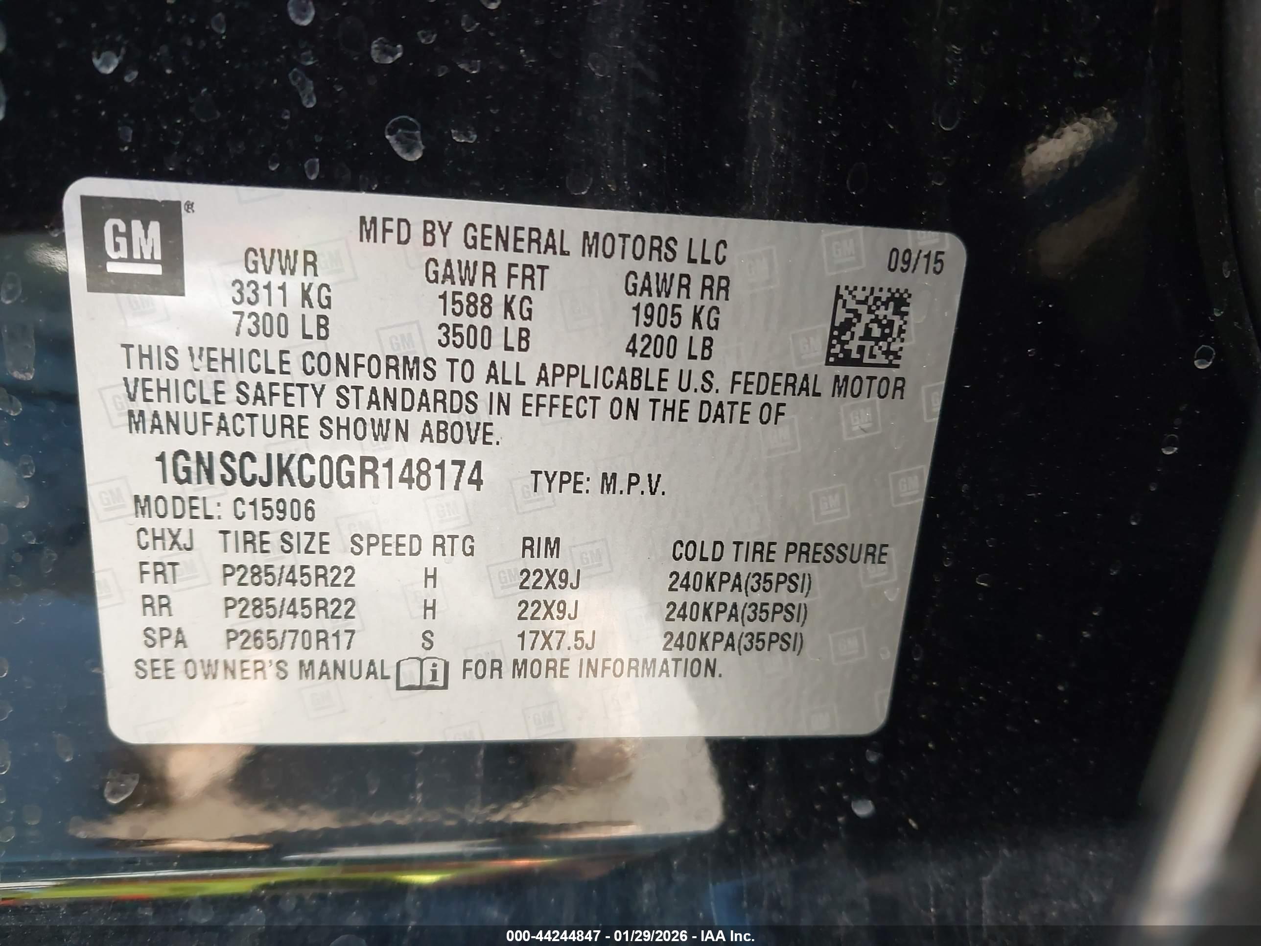 CHEVROLET SUBURBAN image 9