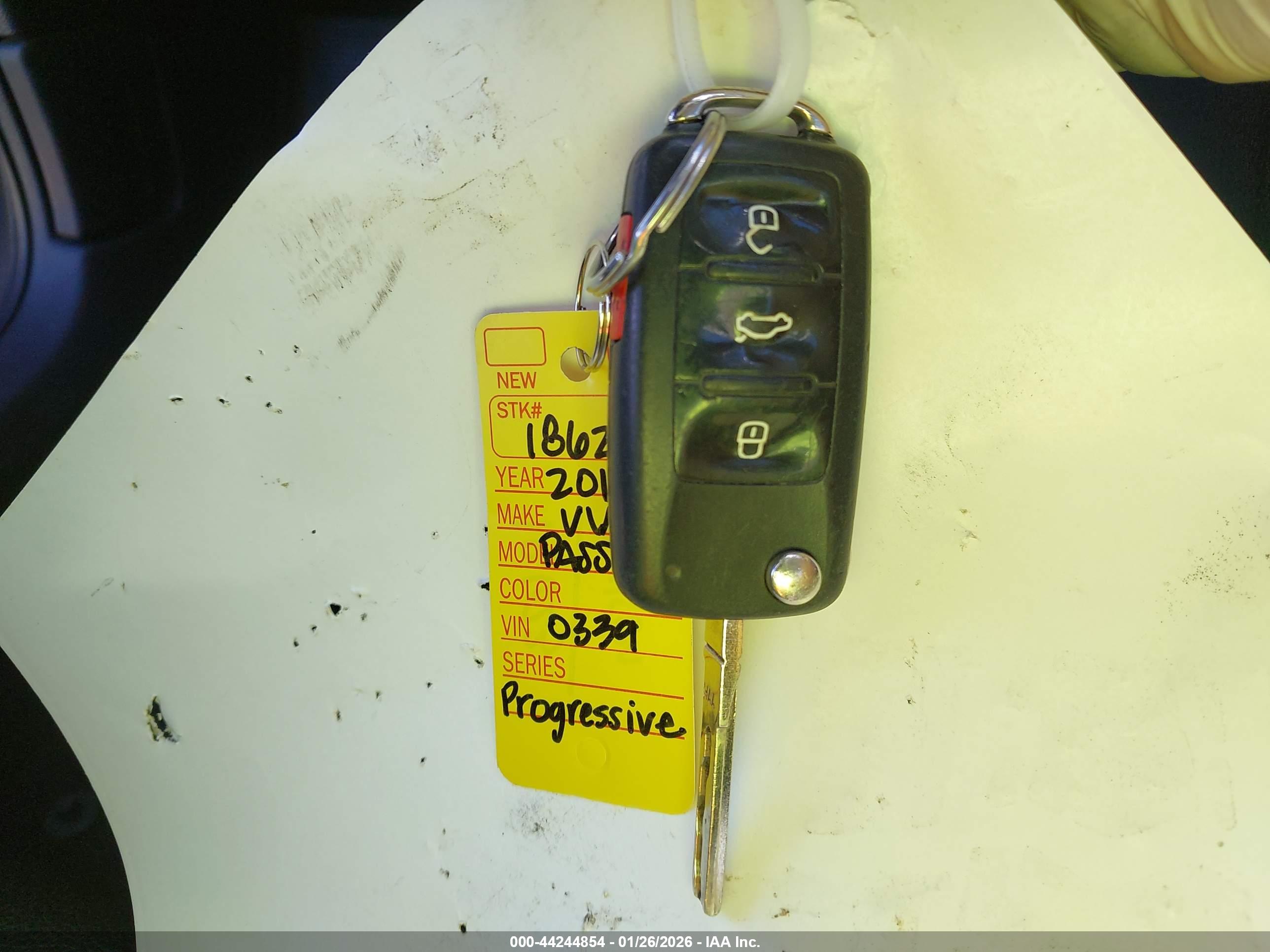 VOLKSWAGEN PASSAT image 11