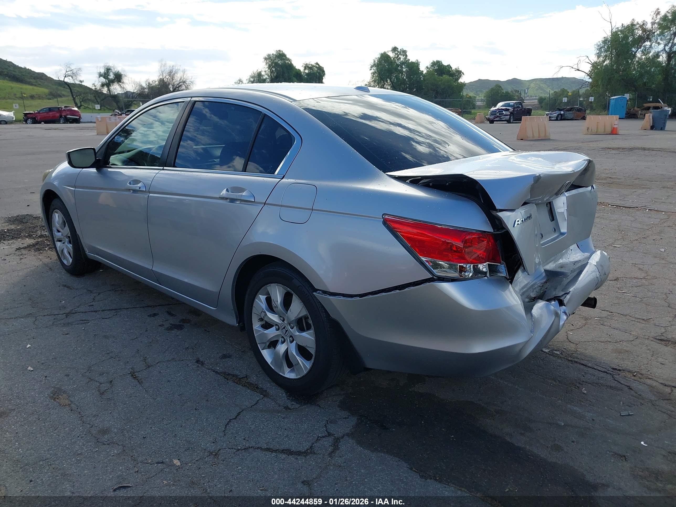 HONDA ACCORD image 3