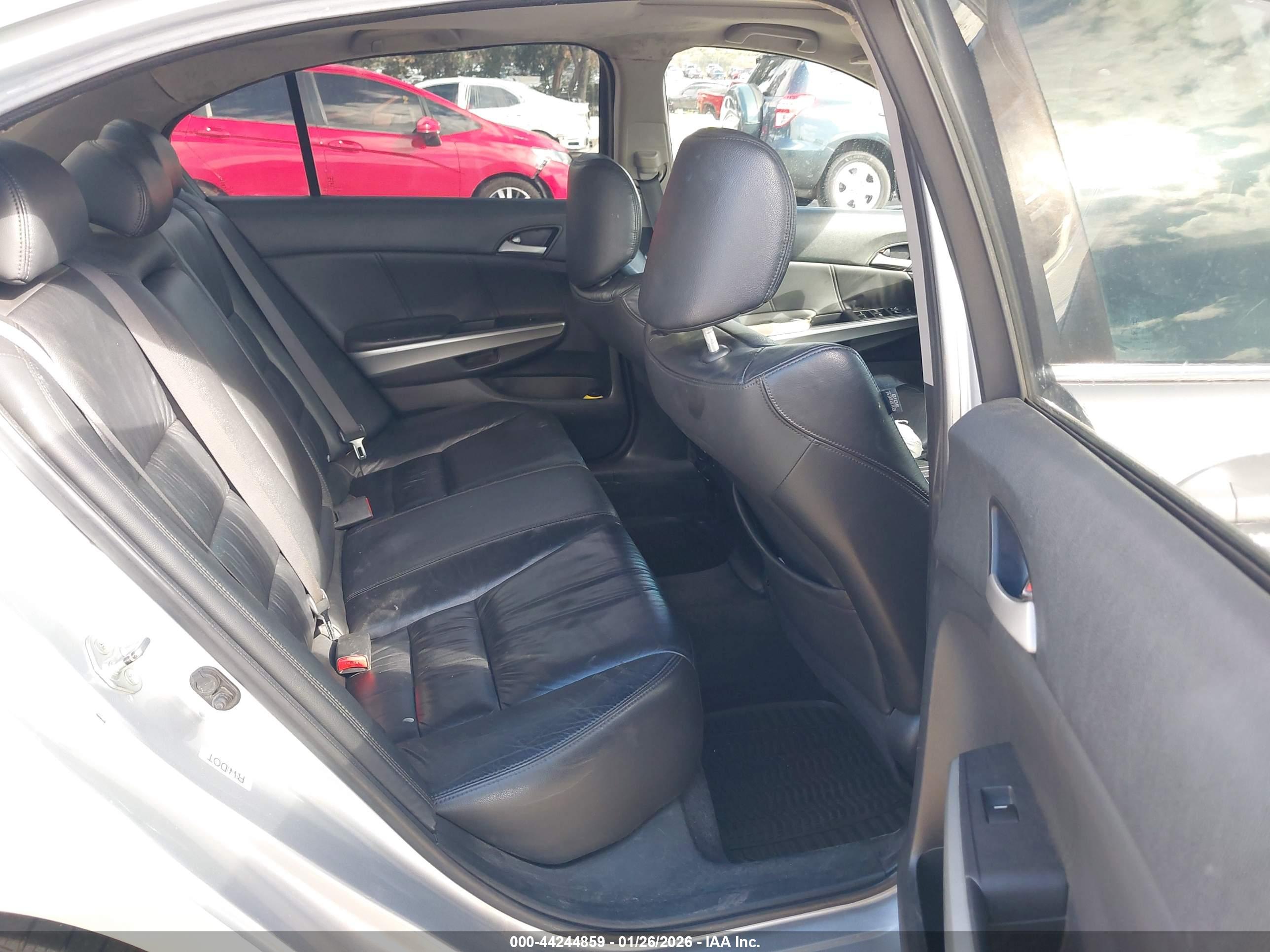 HONDA ACCORD image 8