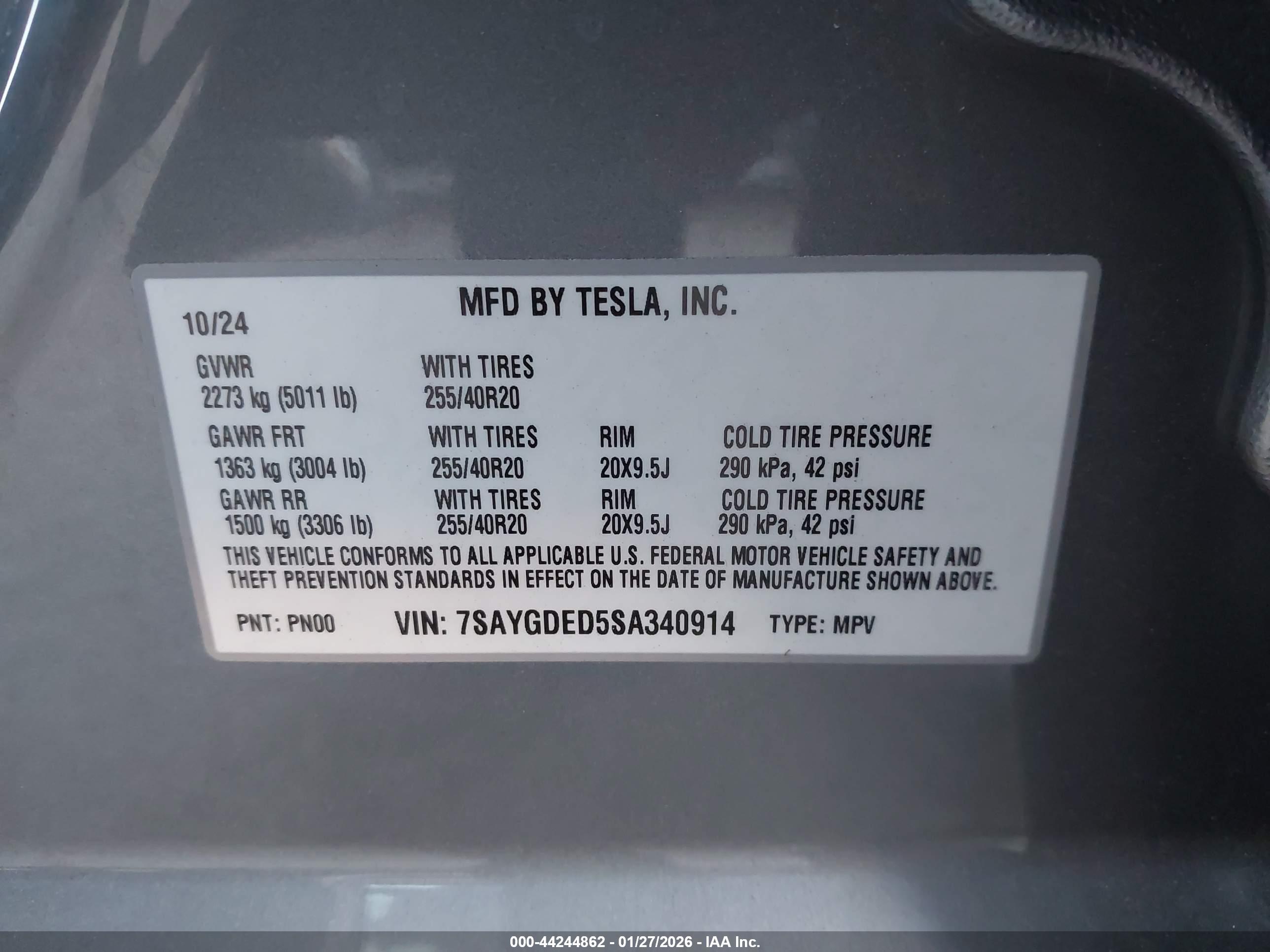TESLA MODEL image 9