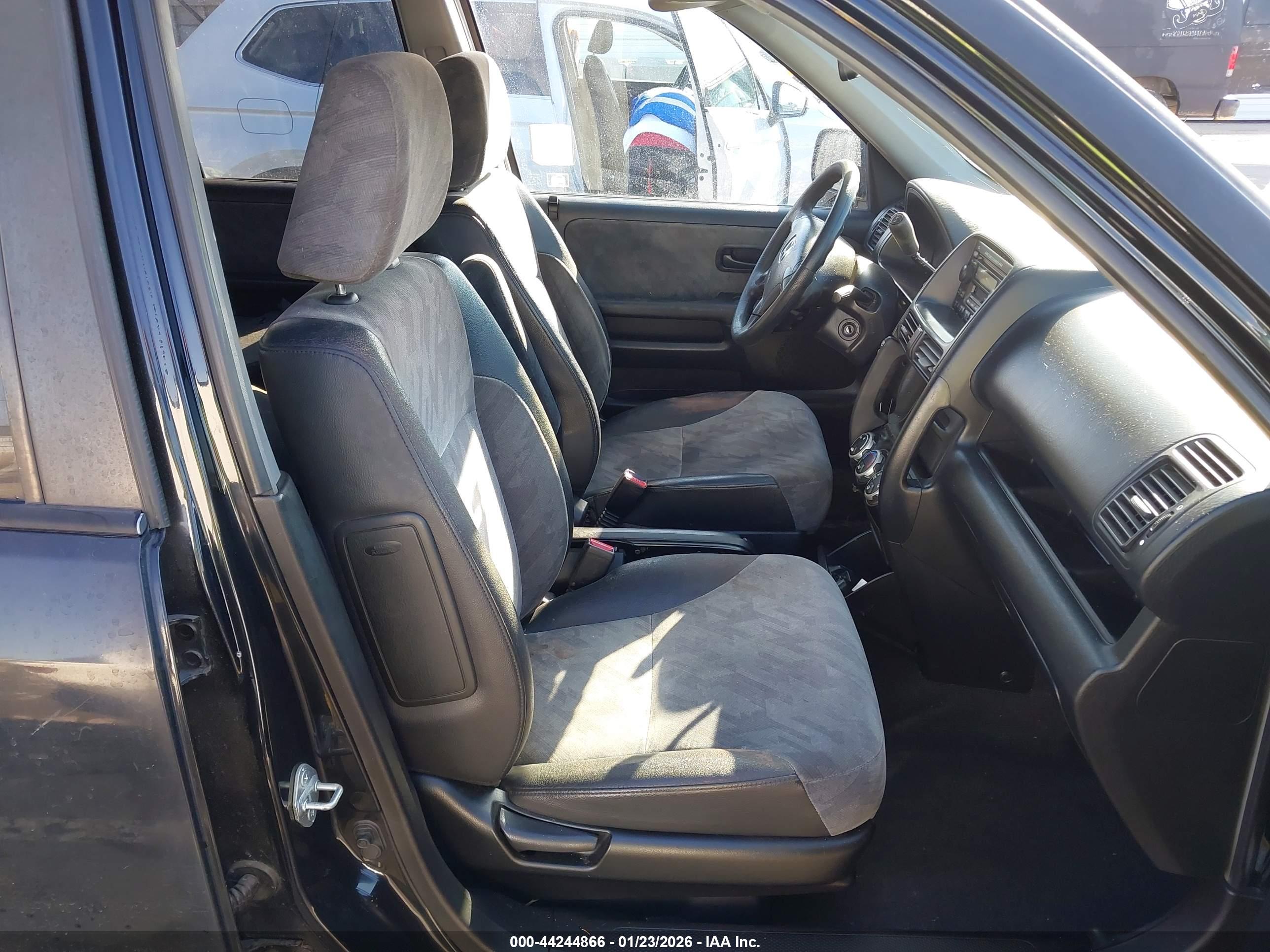 HONDA CR-V image 5