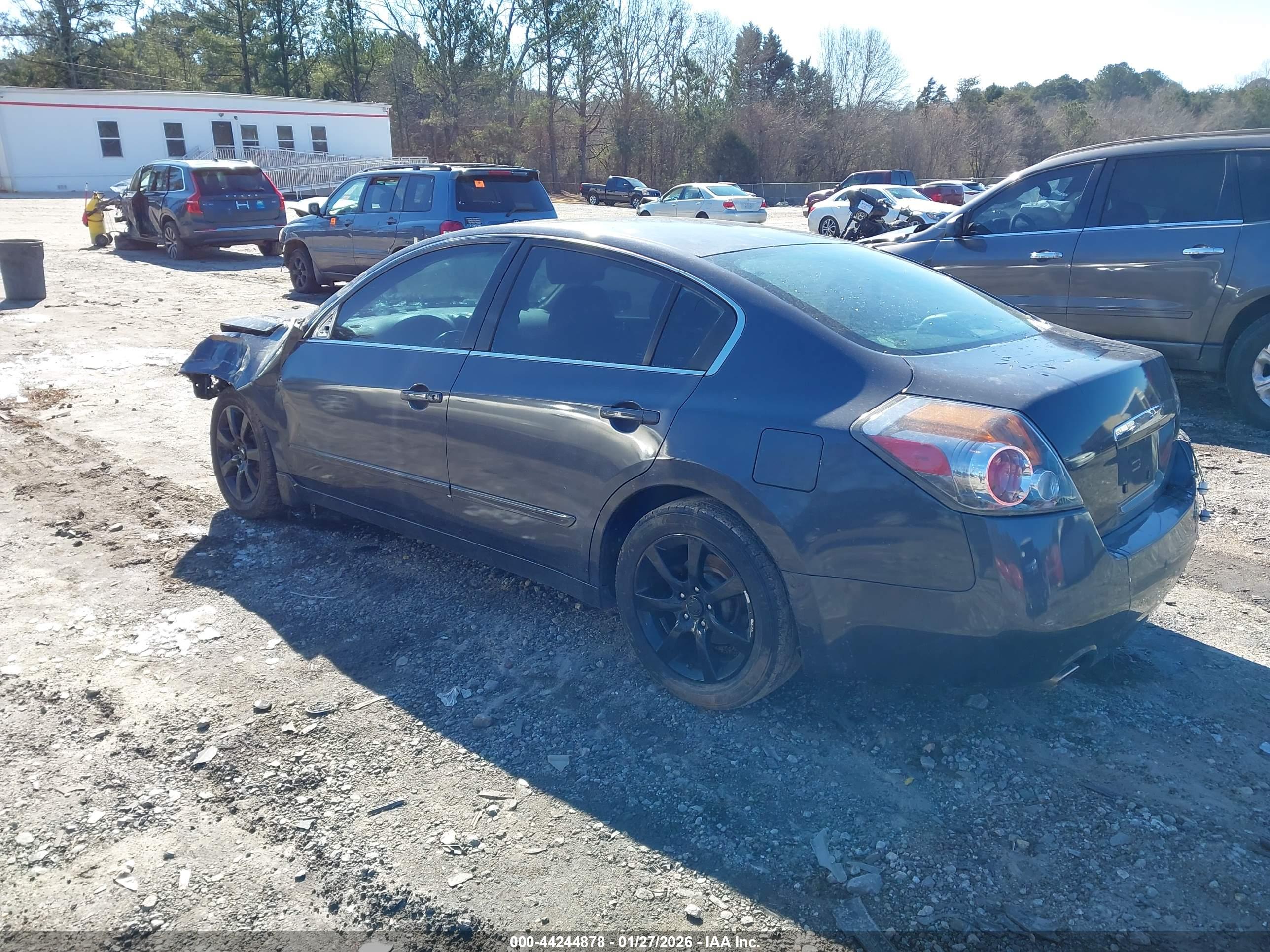 NISSAN ALTIMA image 3