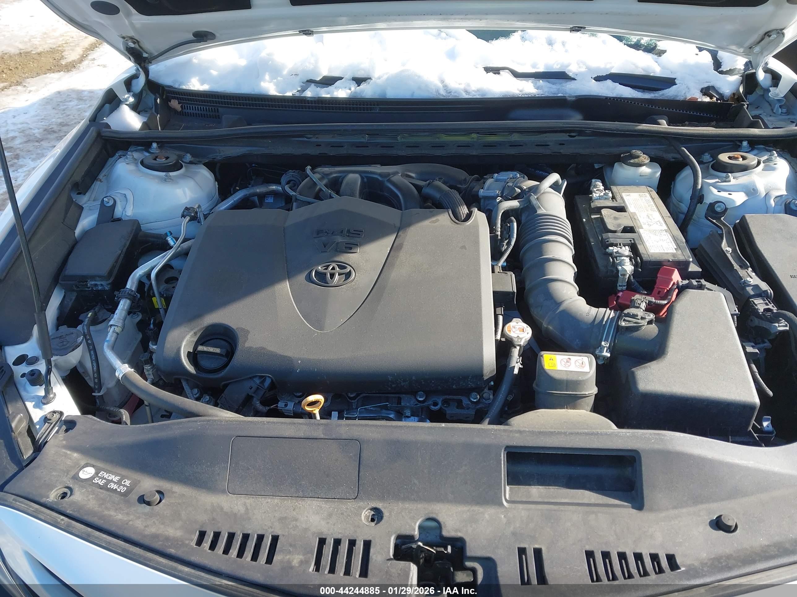 TOYOTA CAMRY image 10